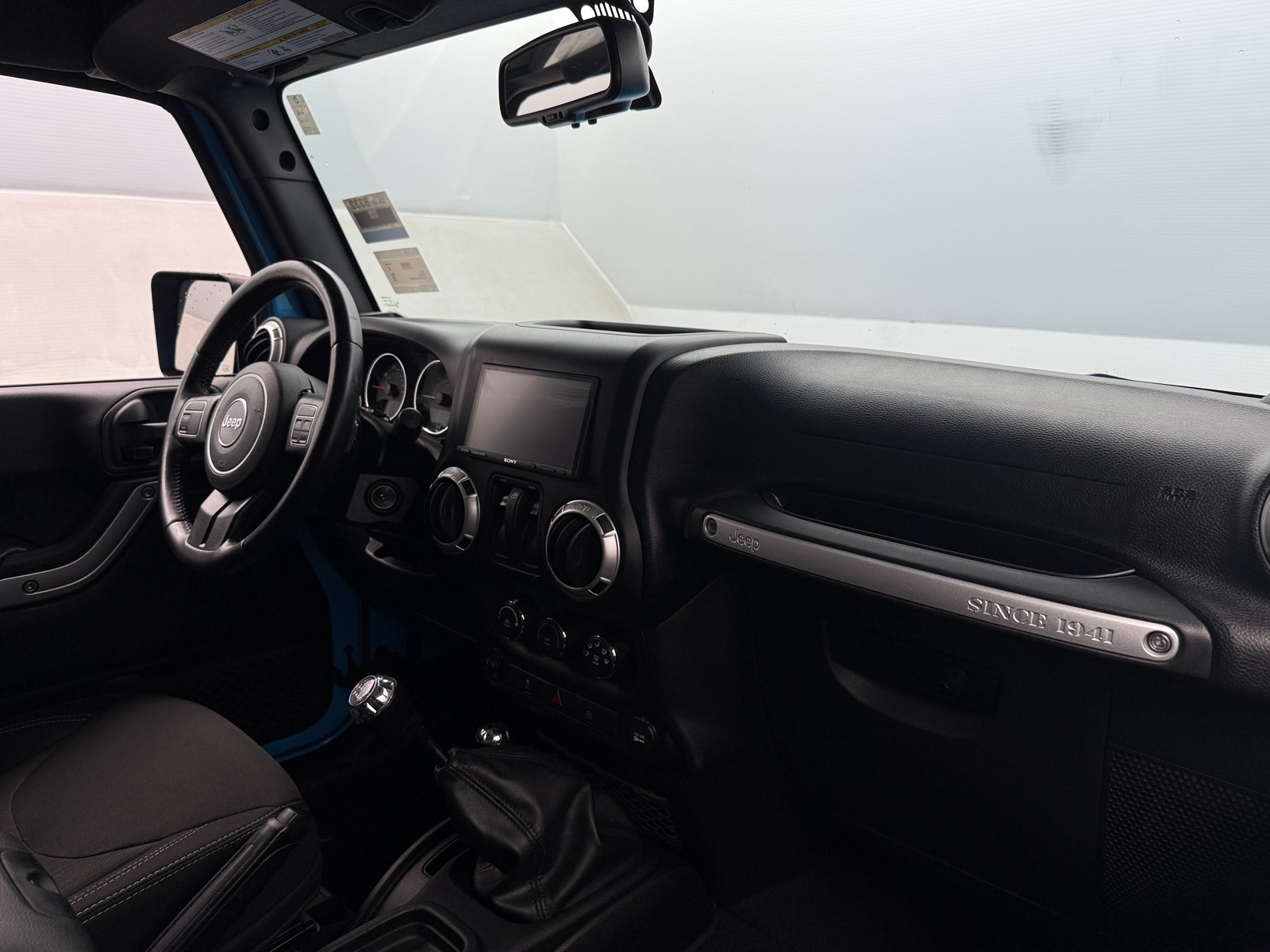 Thumbnail: 2018 Jeep Wrangler - 3