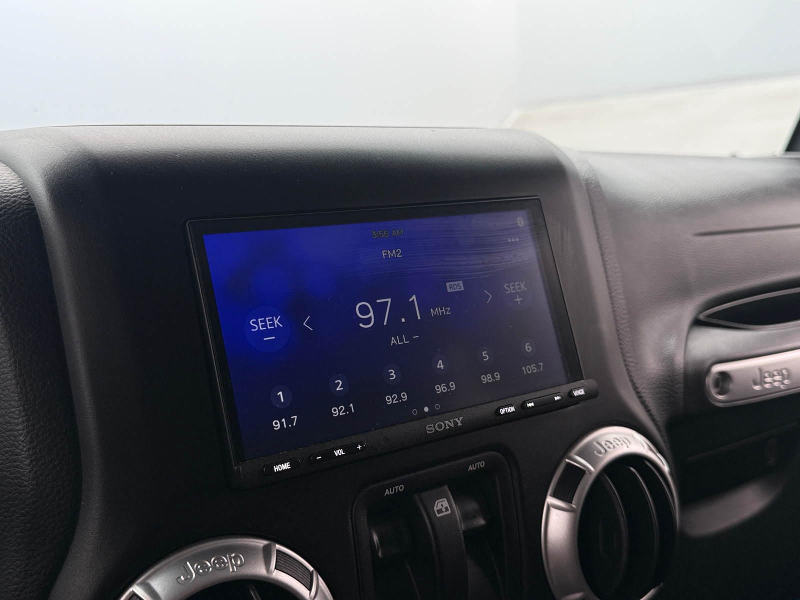 Thumbnail: 2018 Jeep Wrangler - 4