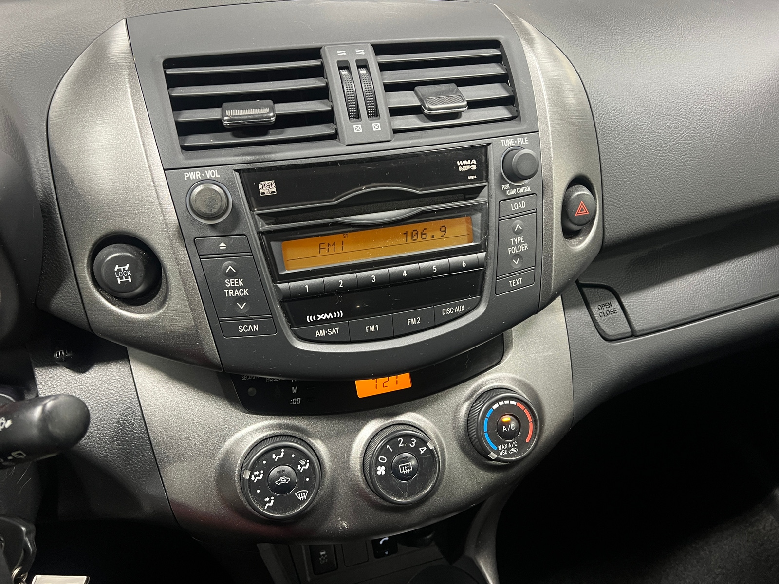 Thumbnail: 2011 Toyota RAV4 - 4