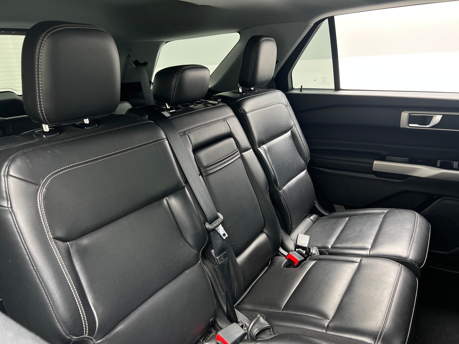 Thumbnail: 2021 Ford Explorer - 5