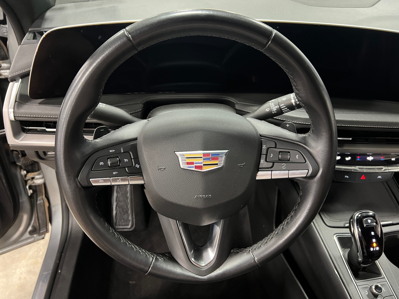 Thumbnail: 2025 Cadillac XT4 - 4