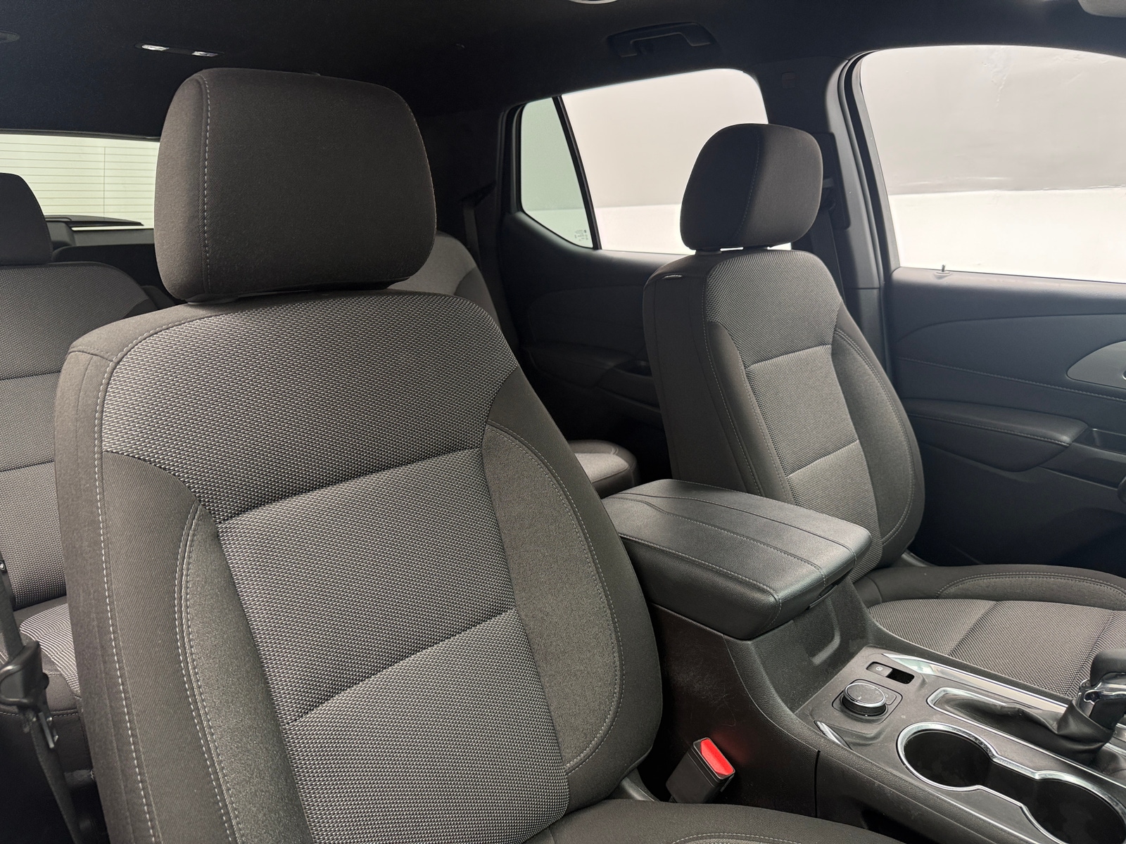 Thumbnail: 2022 Chevrolet Traverse - 2
