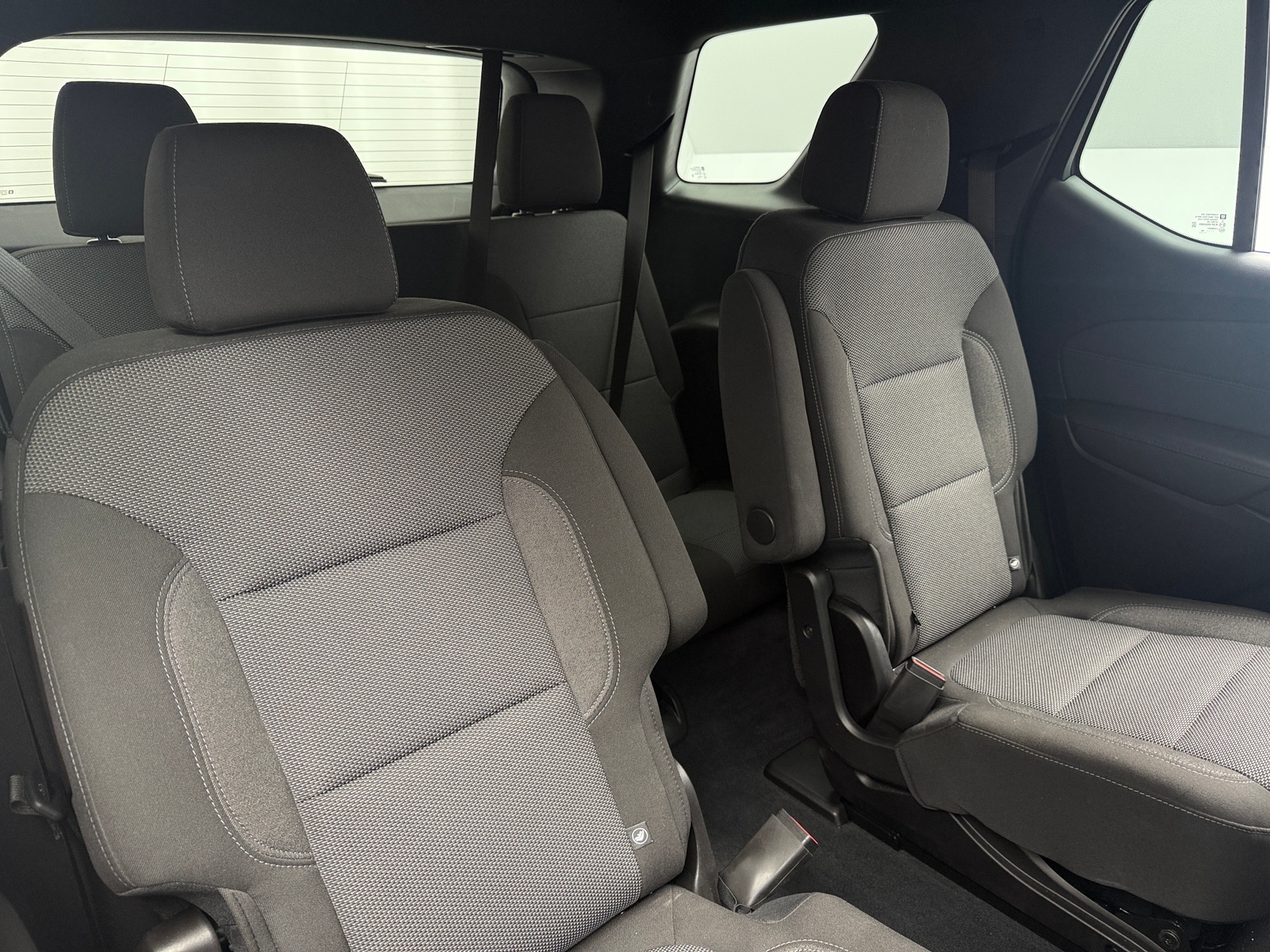 Thumbnail: 2022 Chevrolet Traverse - 6