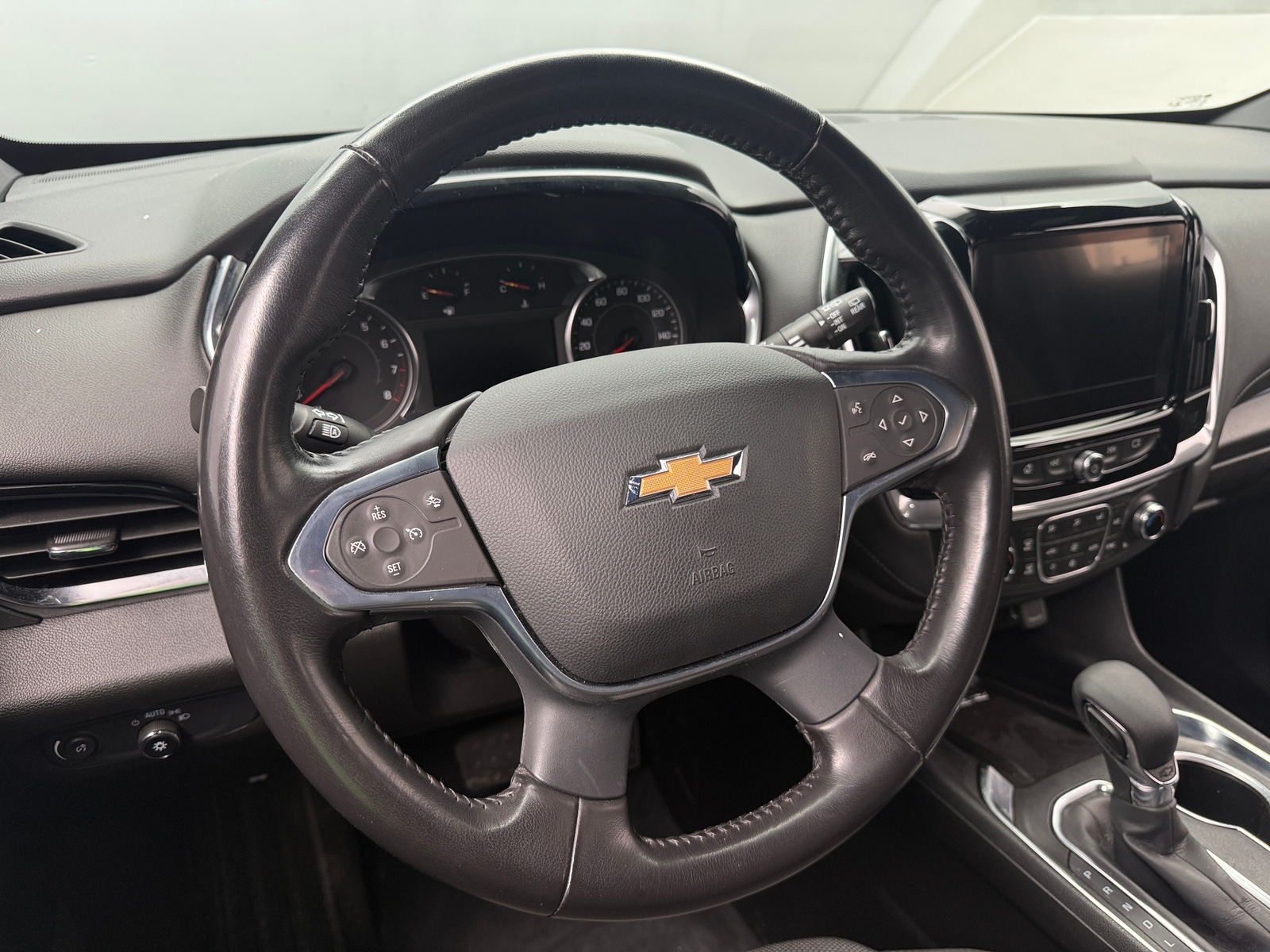 Thumbnail: 2022 Chevrolet Traverse - 5