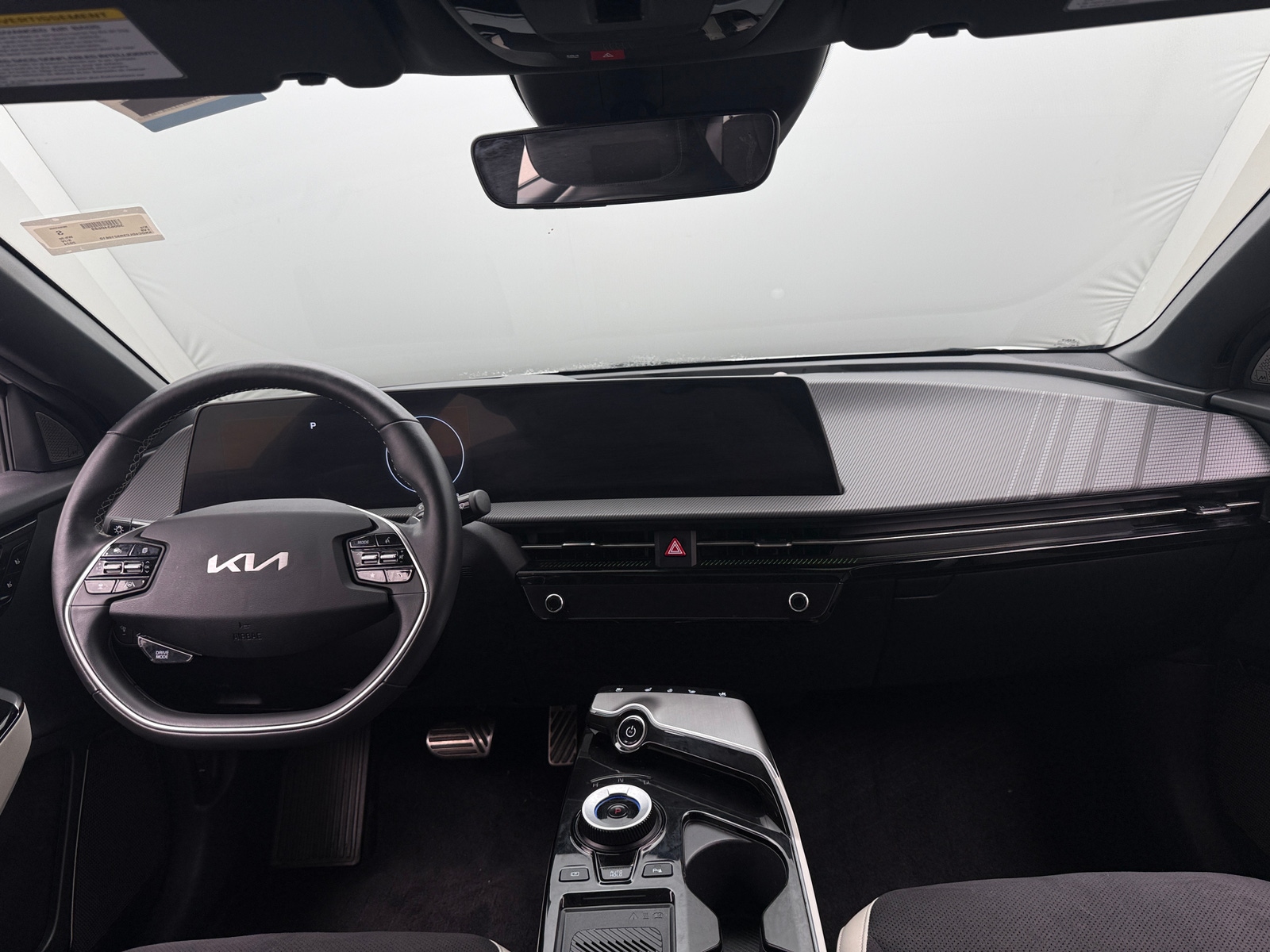 Thumbnail: 2024 Kia EV6 - 2
