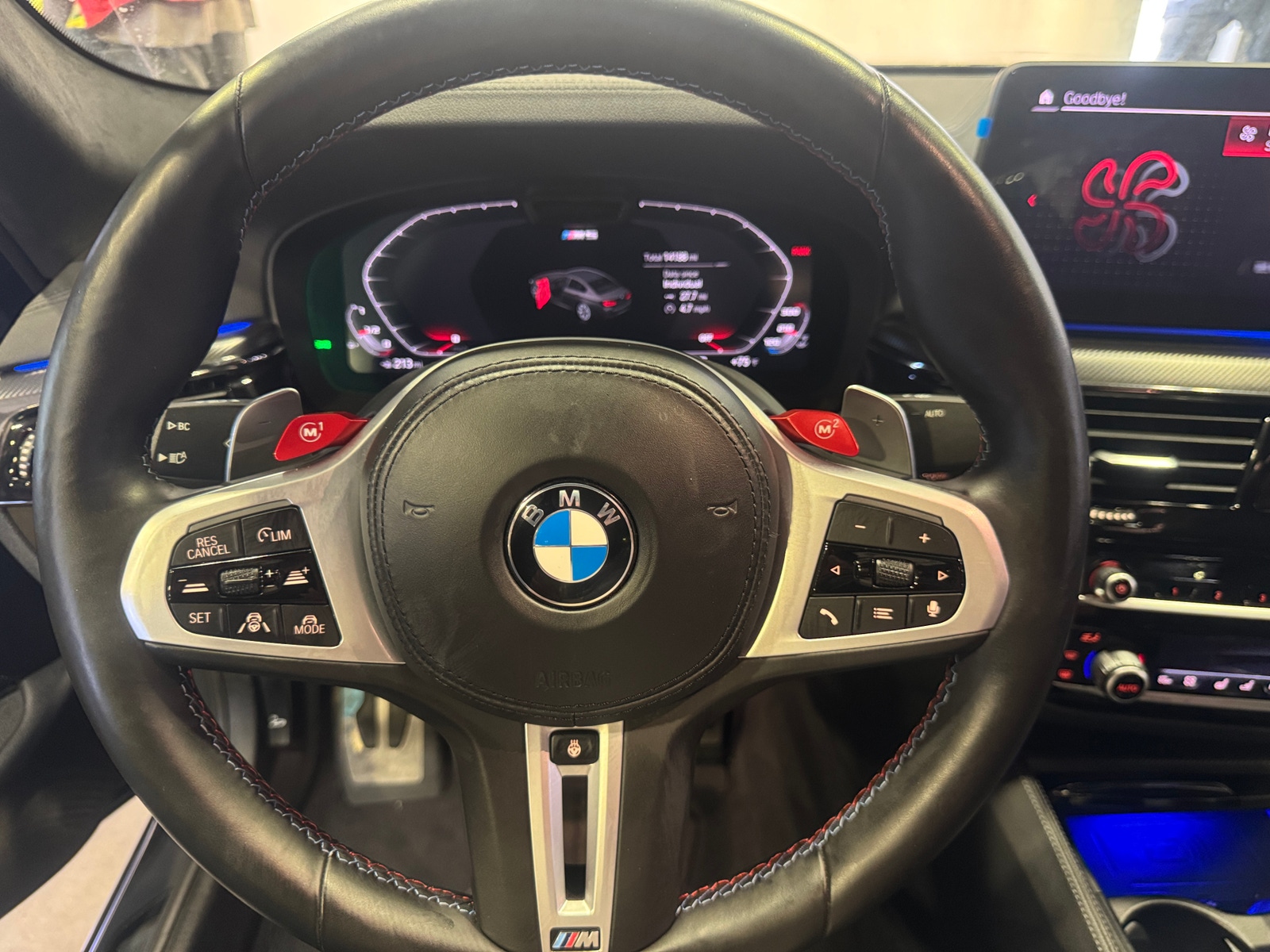 Thumbnail: 2021 BMW M5 - 4