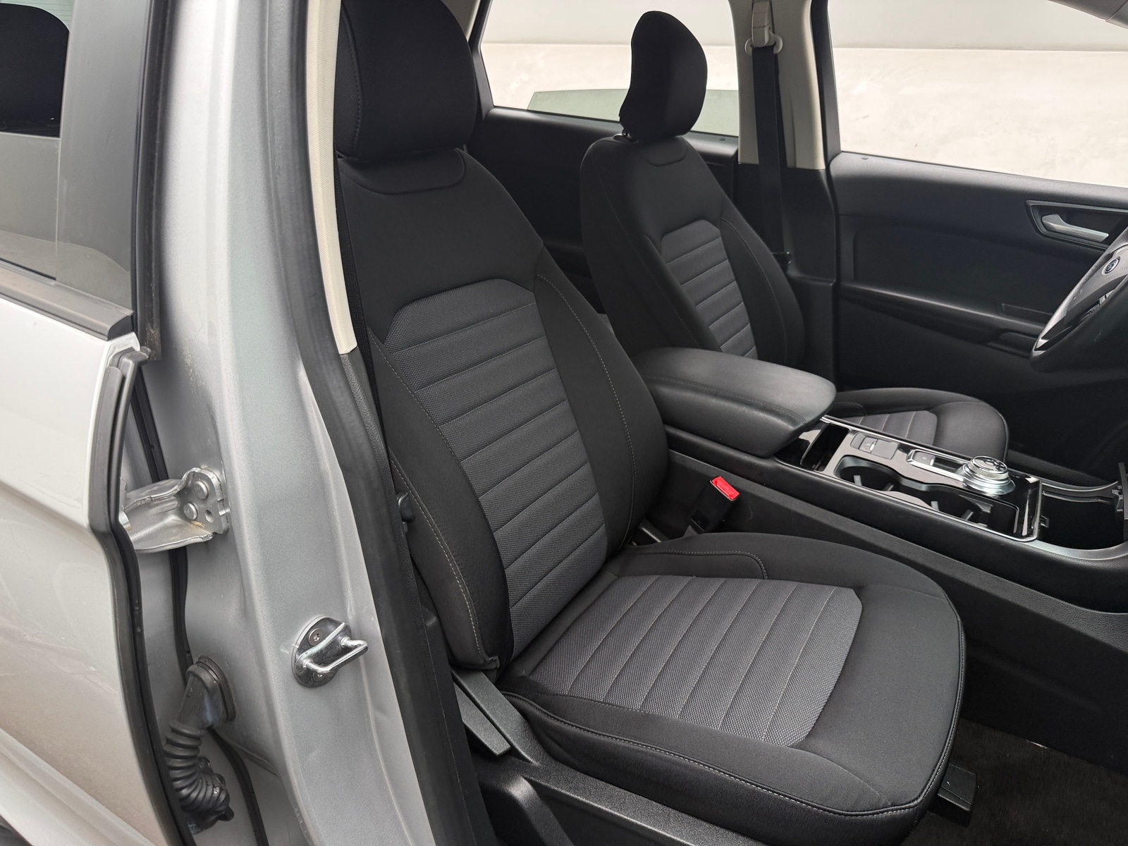 Thumbnail: 2019 Ford Edge - 2