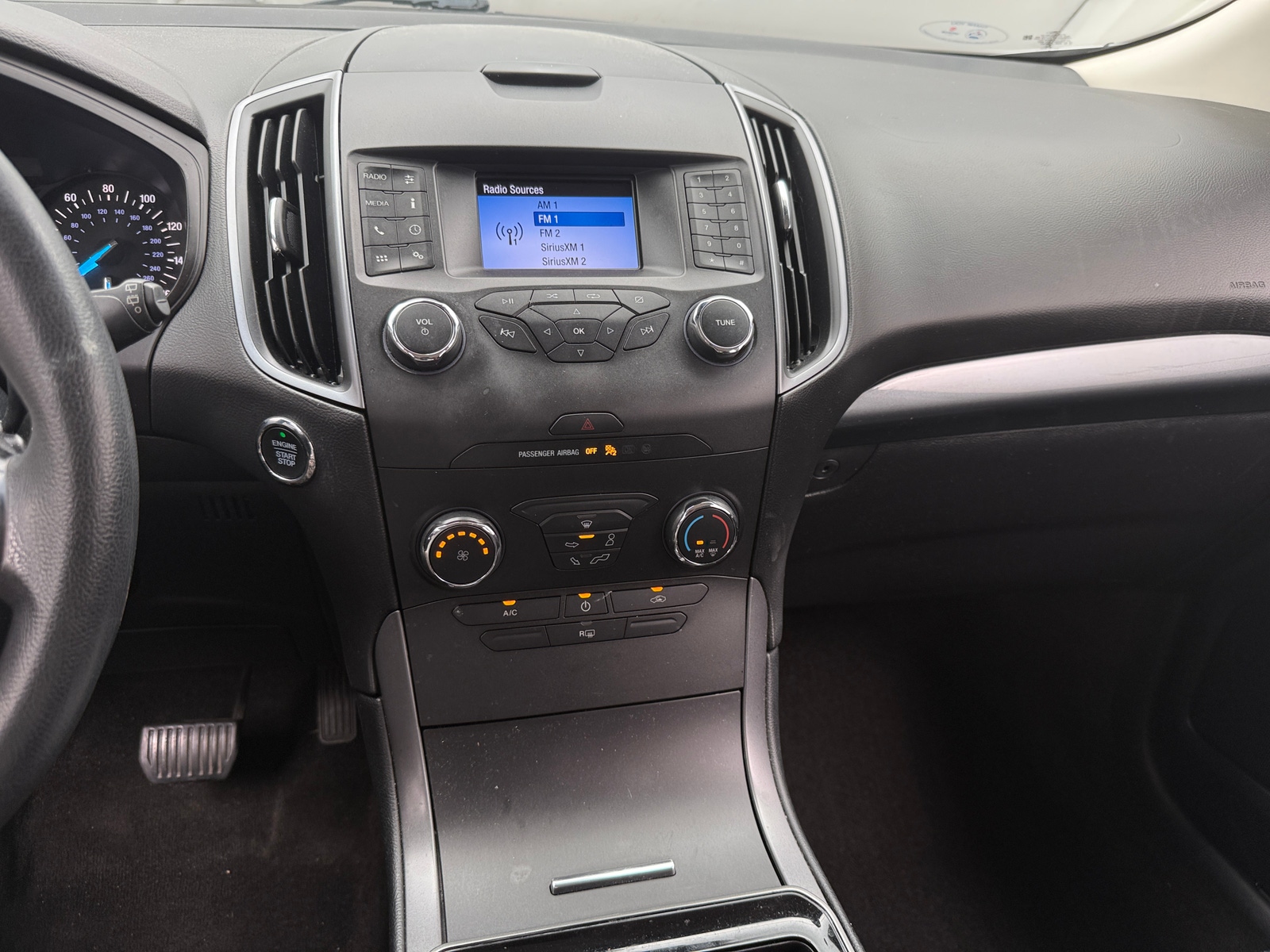 Thumbnail: 2019 Ford Edge - 4