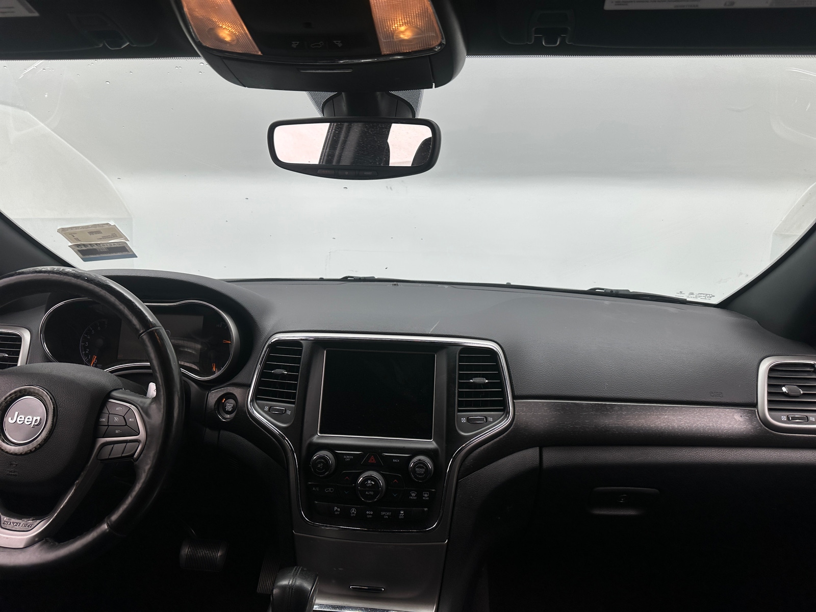 Thumbnail: 2017 Jeep Grand Cherokee - 2