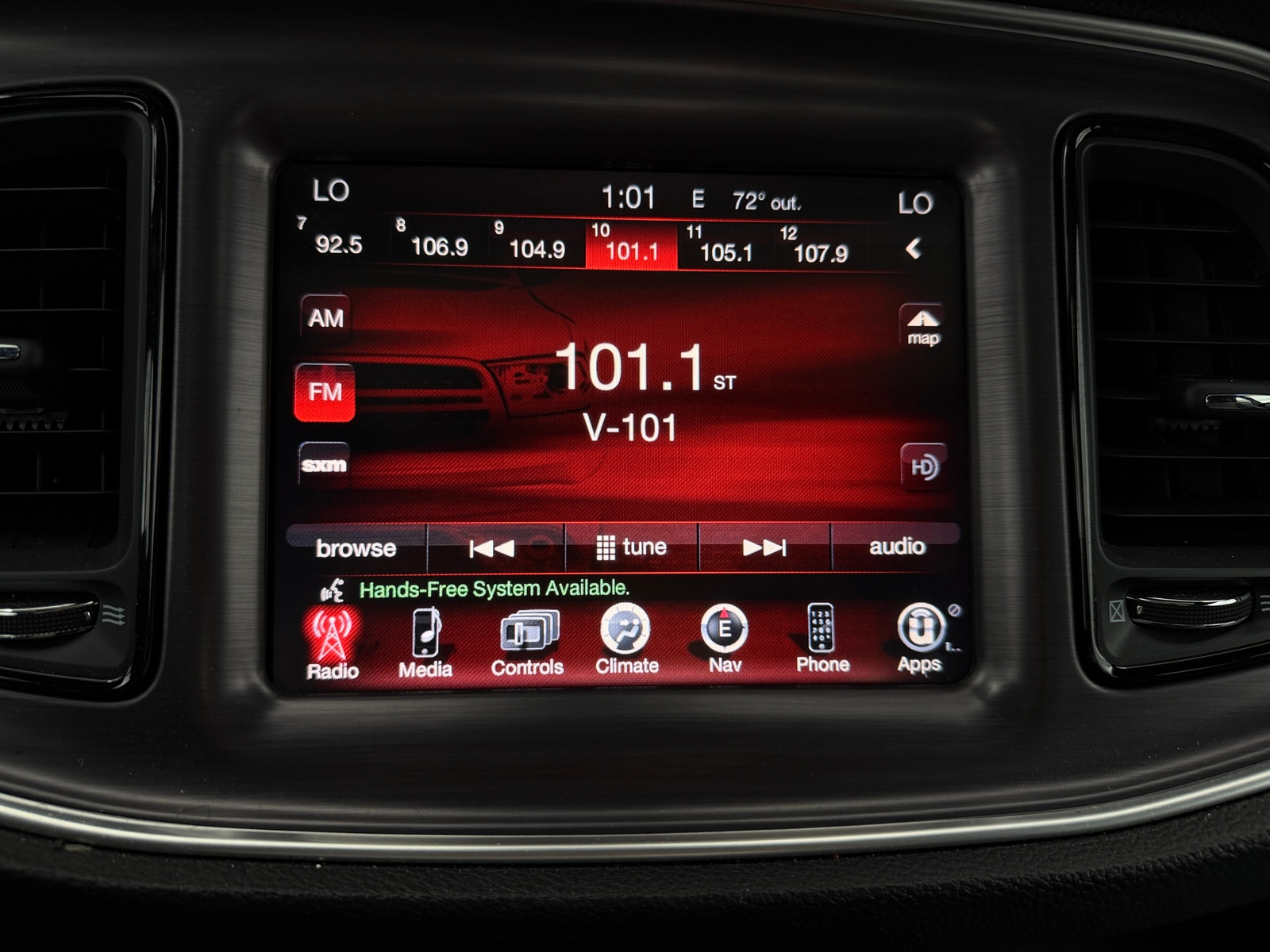 Thumbnail: 2015 Dodge Challenger - 3