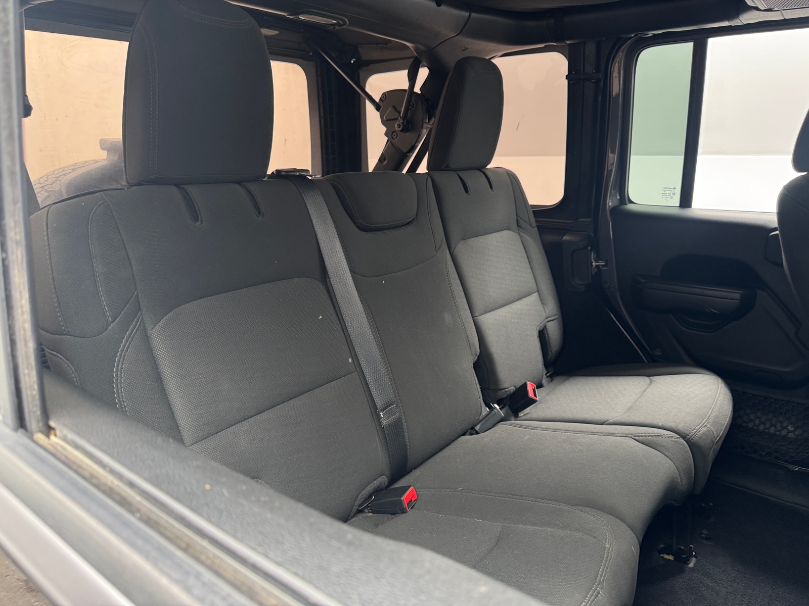 Thumbnail: 2022 Jeep Wrangler - 6