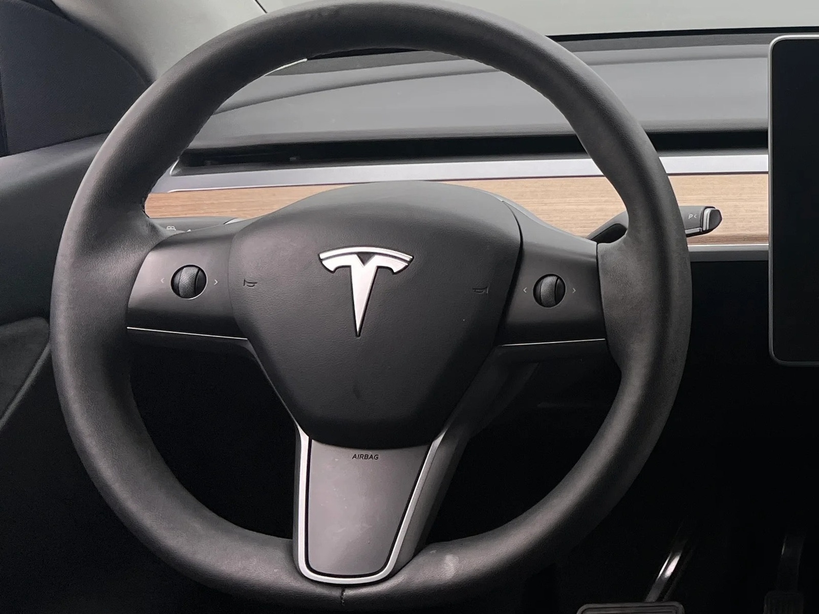 Thumbnail: 2022 Tesla Model Y - 4