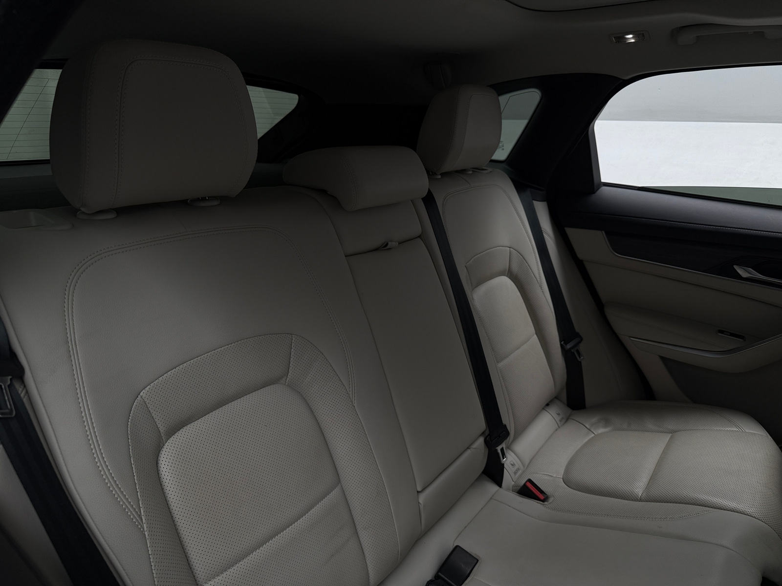 Thumbnail: 2022 Jaguar F-Pace - 5