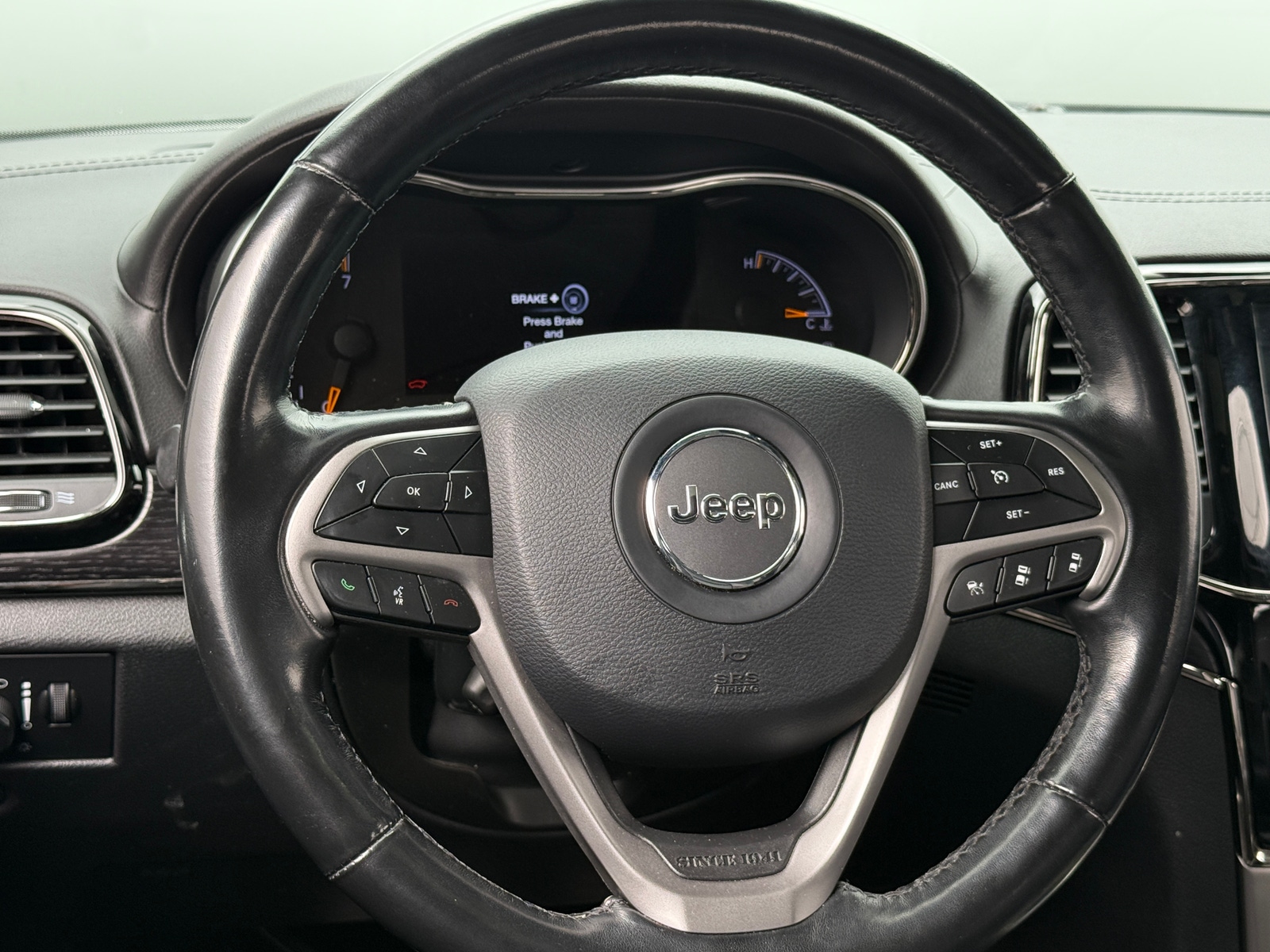 Thumbnail: 2020 Jeep Grand Cherokee - 4