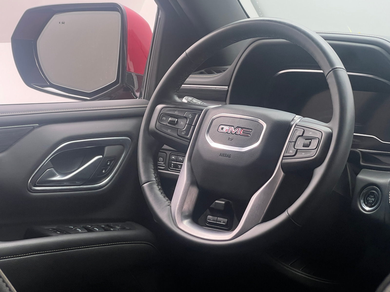 Thumbnail: 2023 GMC Yukon XL - 4