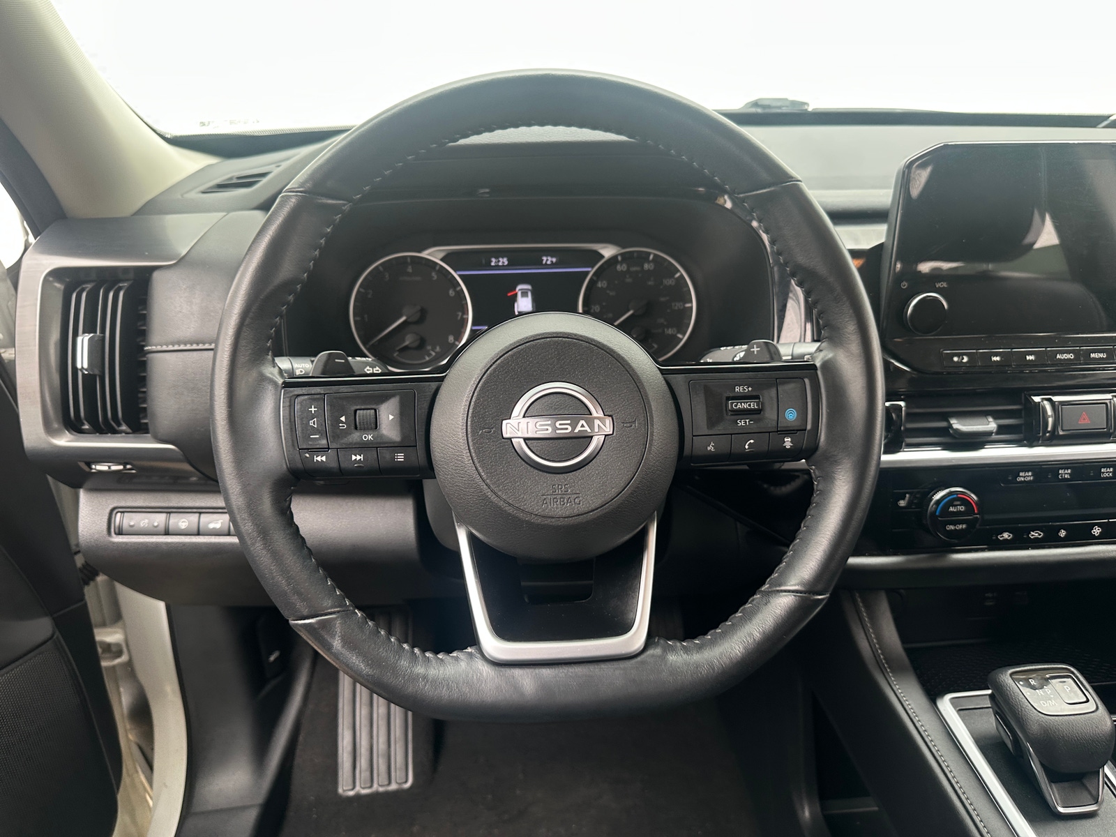 Thumbnail: 2022 Nissan Pathfinder - 4