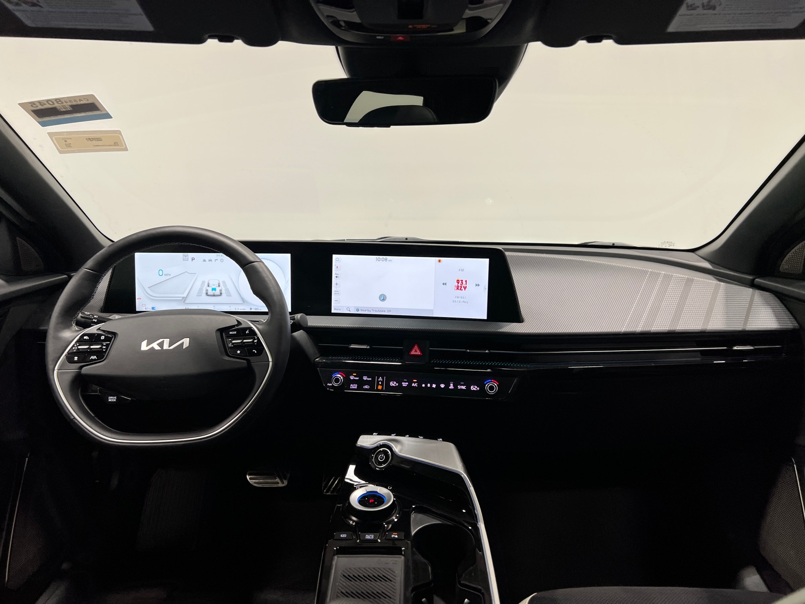 Thumbnail: 2023 Kia EV6 - 2