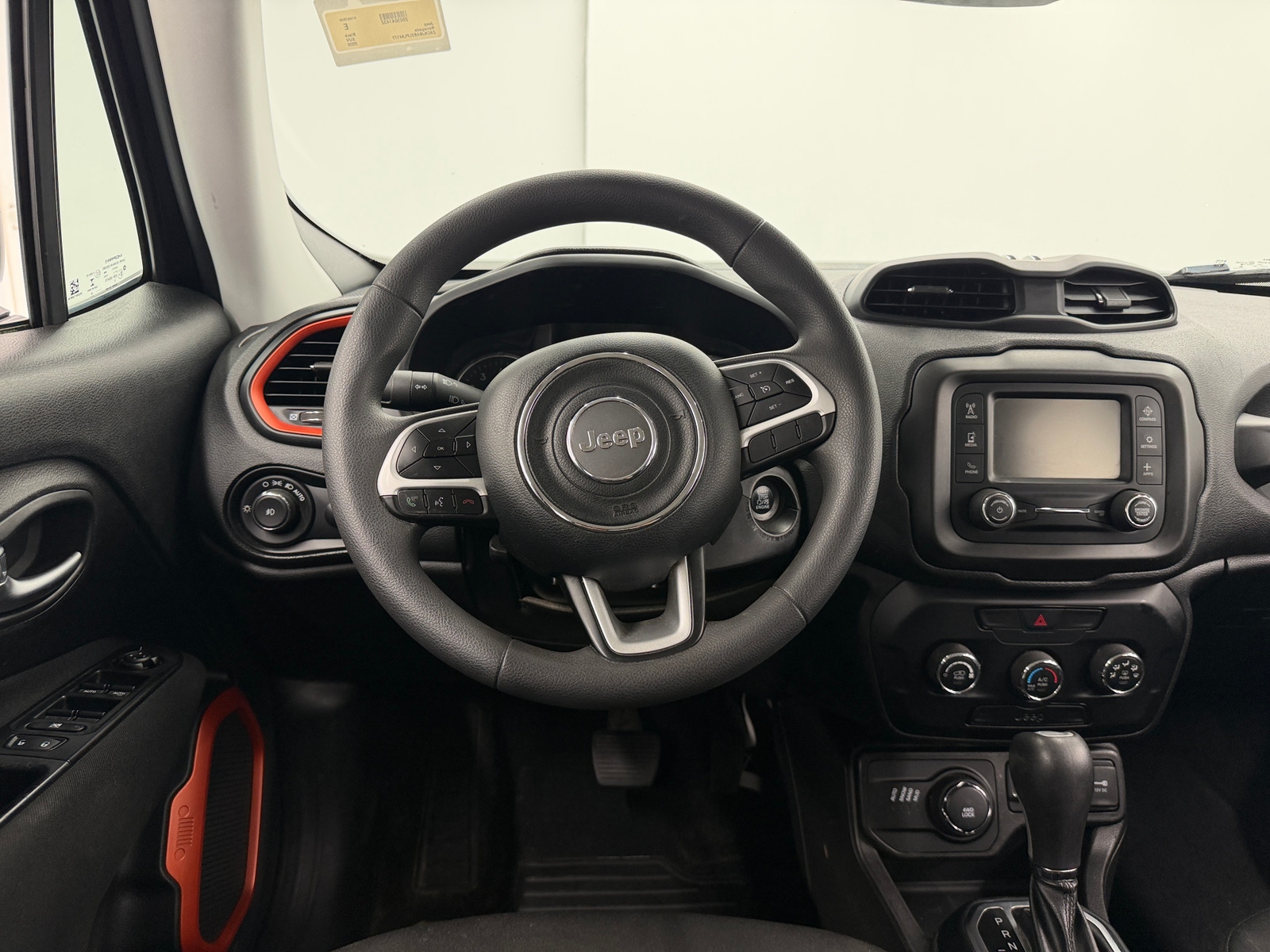 Thumbnail: 2020 Jeep Renegade - 5