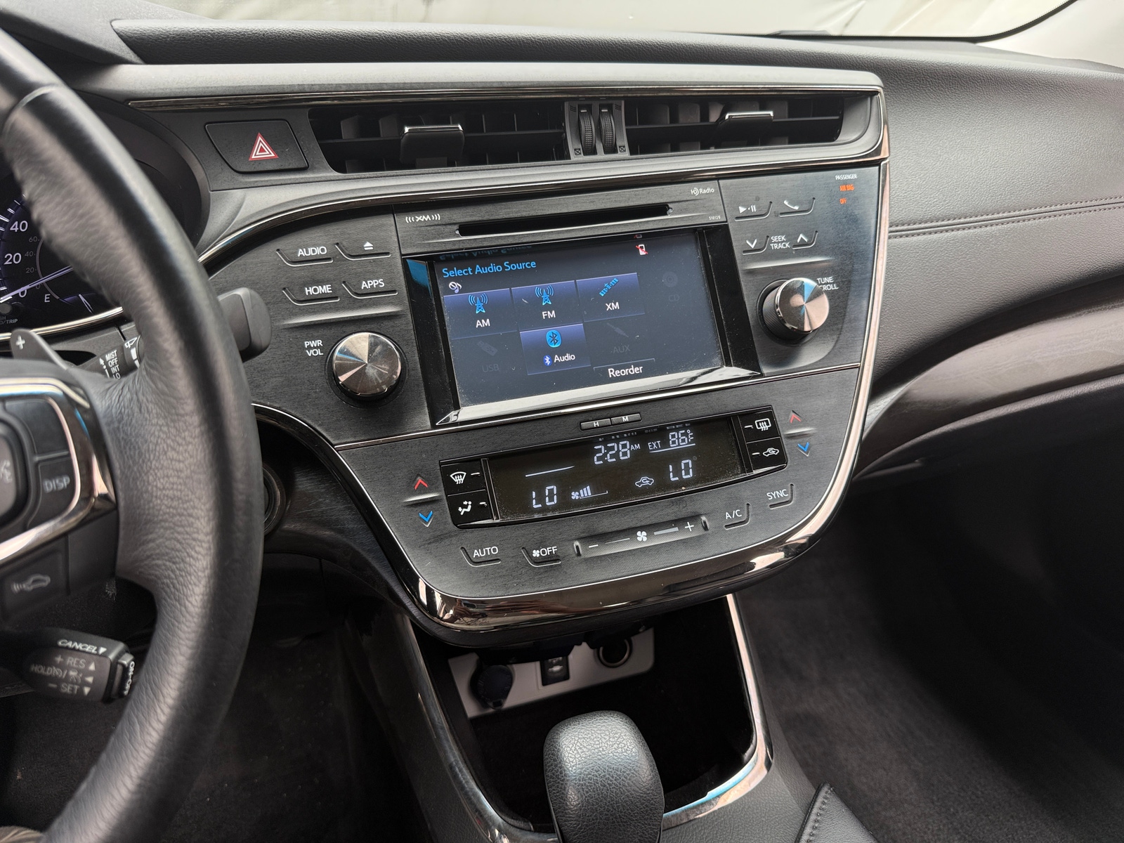 Thumbnail: 2017 Toyota Avalon - 3