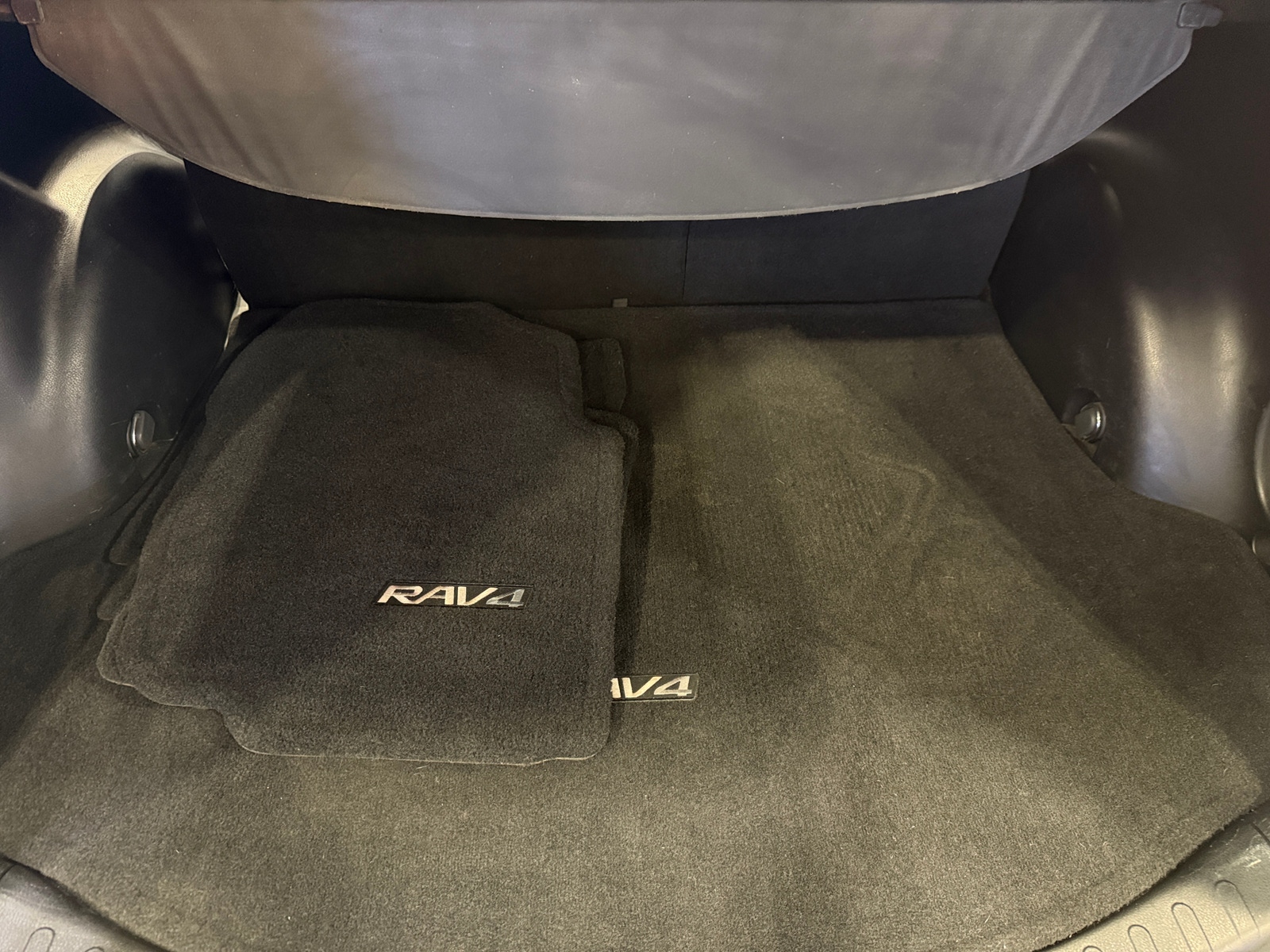 Thumbnail: 2013 Toyota RAV4 - 7