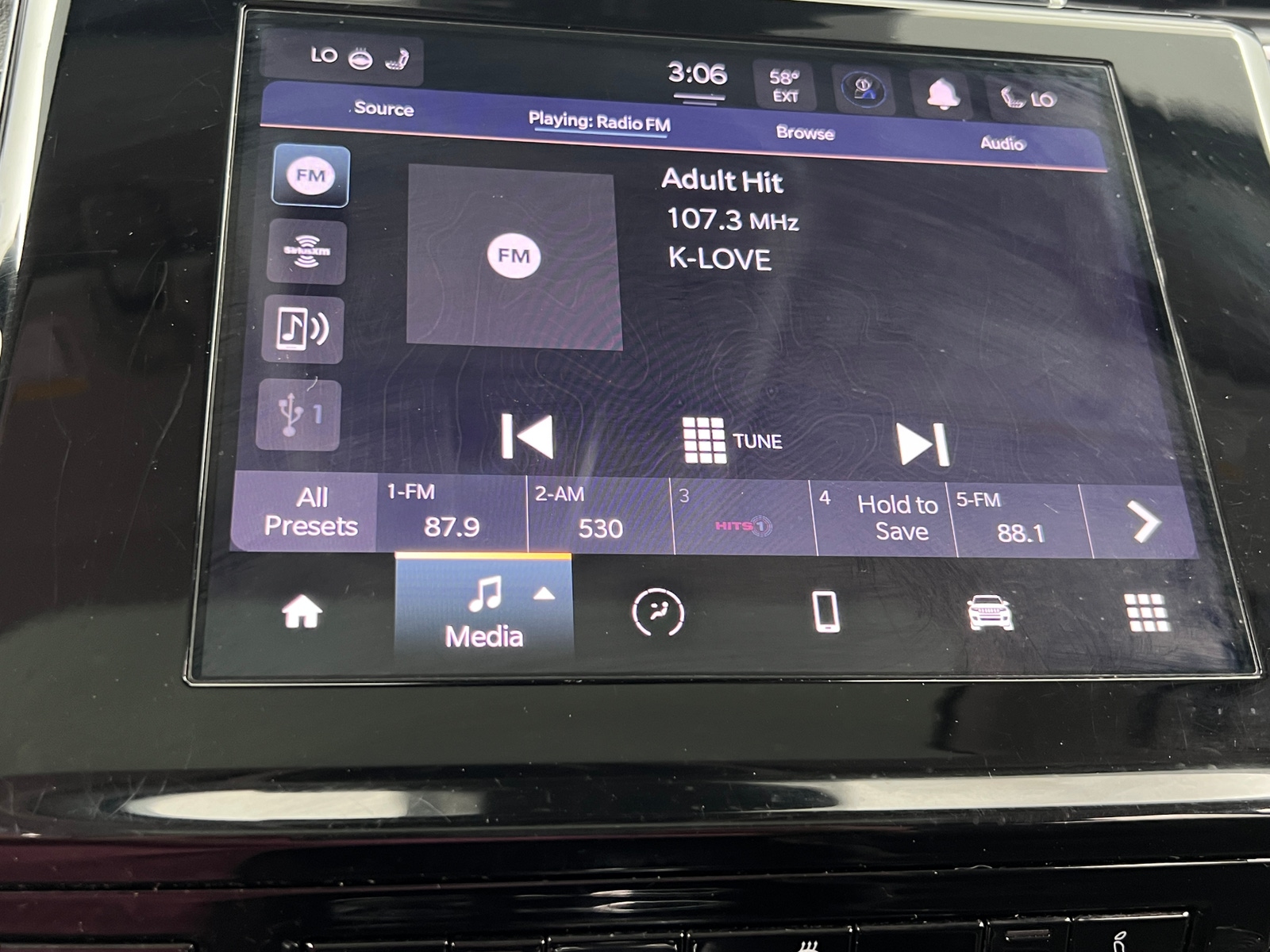 Thumbnail: 2023 Jeep Grand Cherokee L - 4