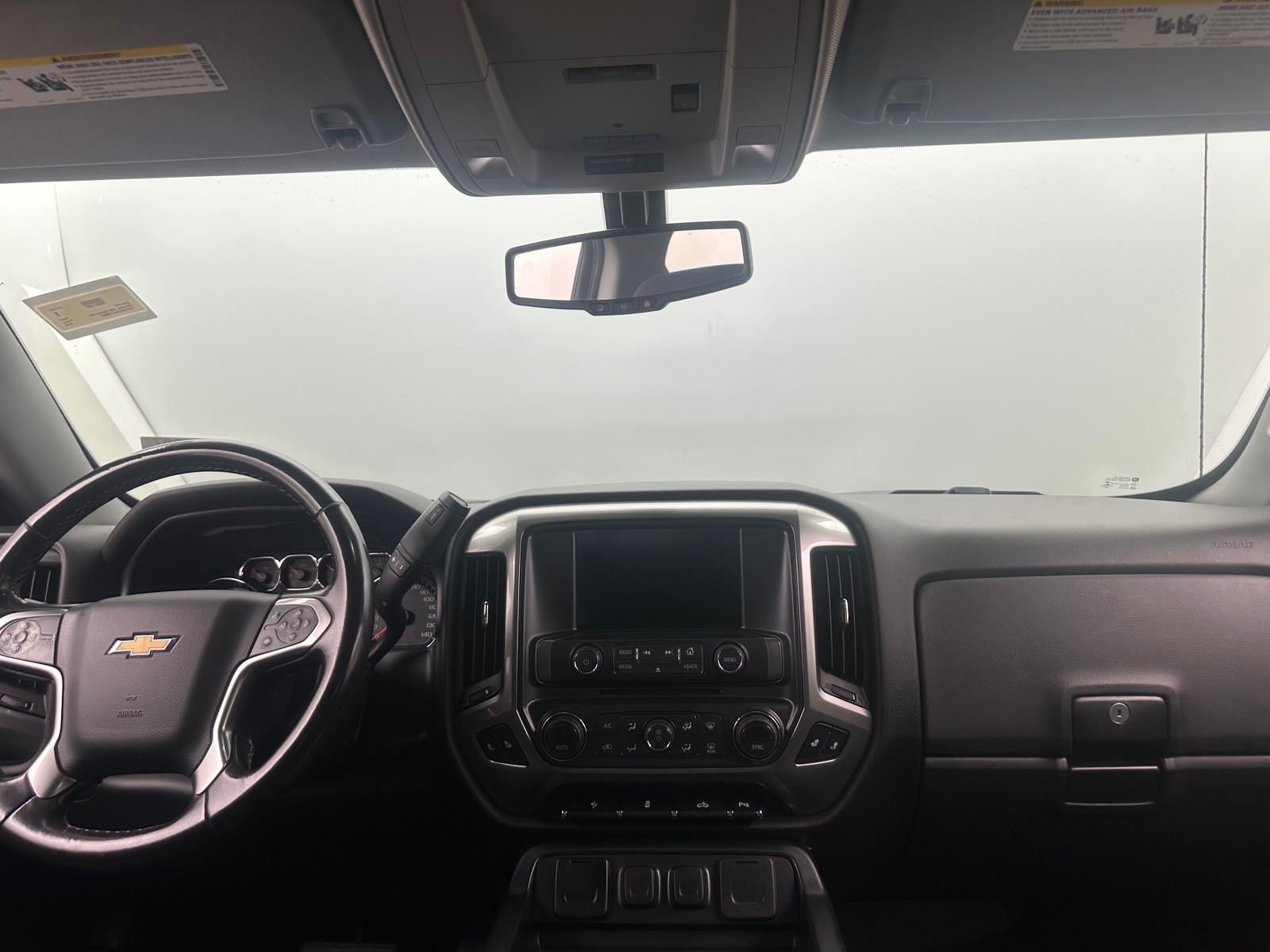 Thumbnail: 2018 Chevrolet Silverado 1500 - 3
