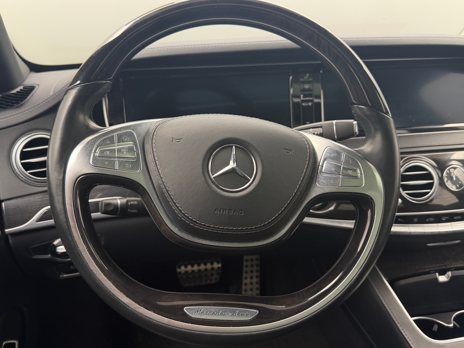 Thumbnail: 2017 Mercedes-Benz S-Class - 4