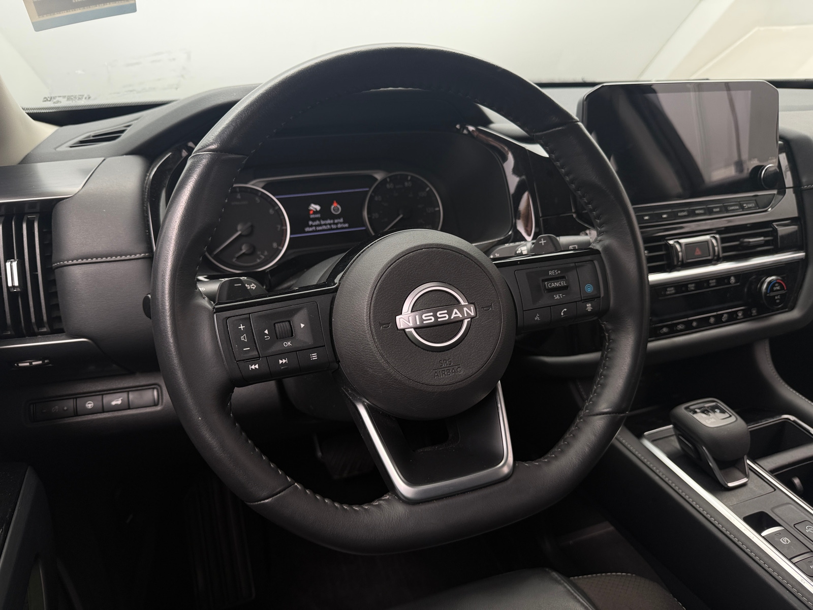Thumbnail: 2023 Nissan Pathfinder - 4