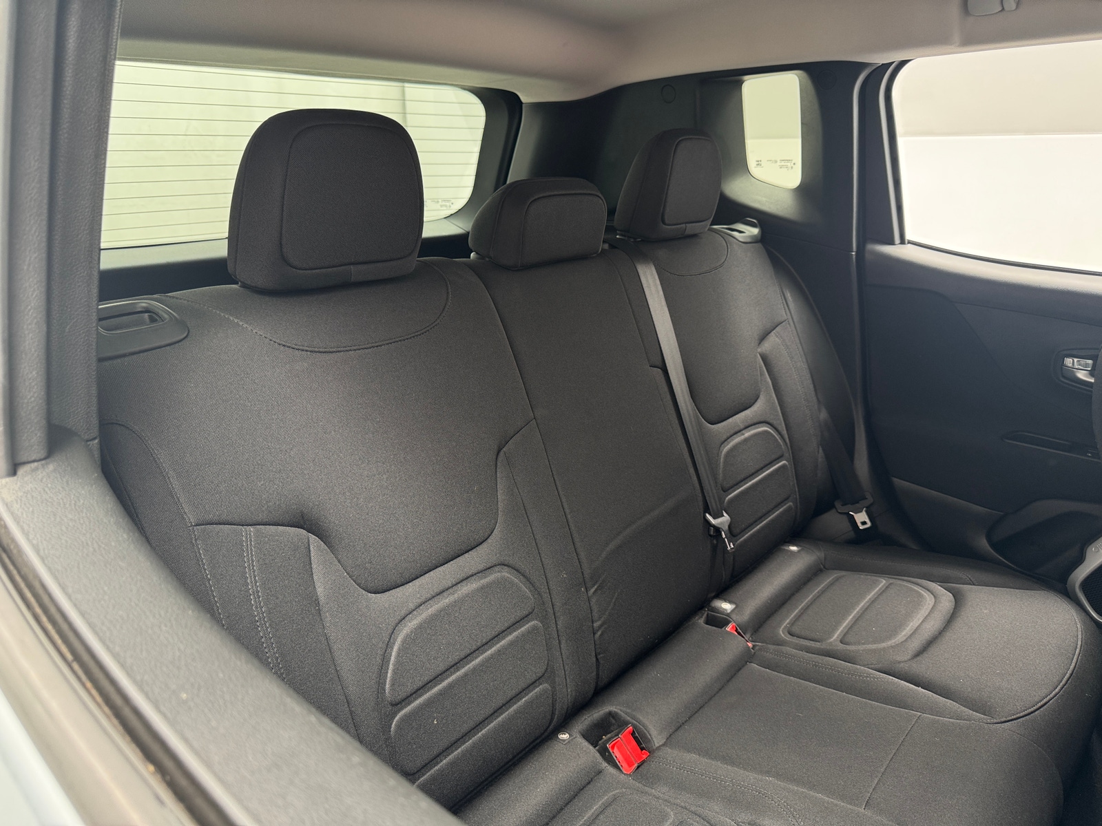 Thumbnail: 2018 Jeep Renegade - 6