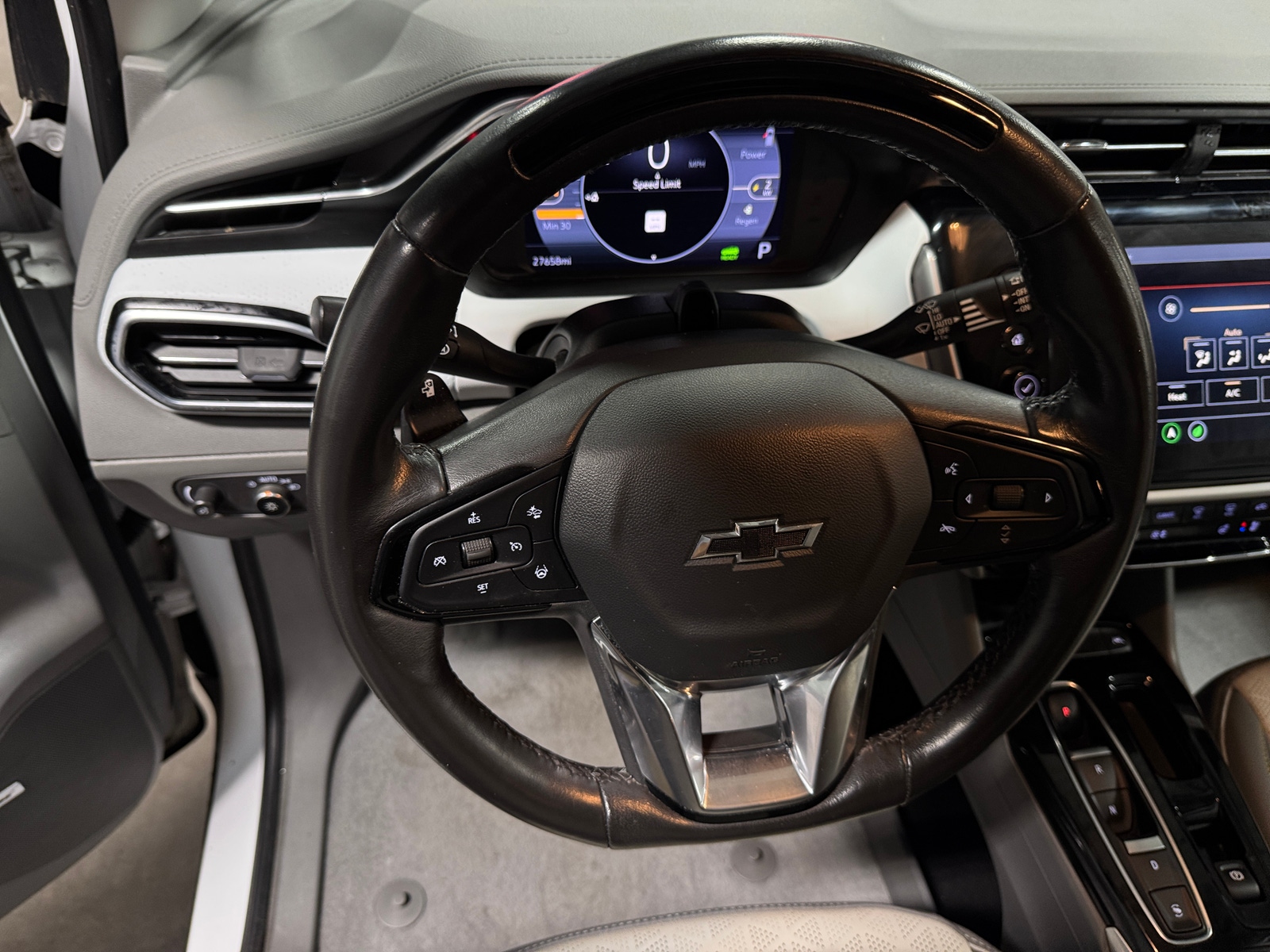 Thumbnail: 2022 Chevrolet Bolt EUV - 4