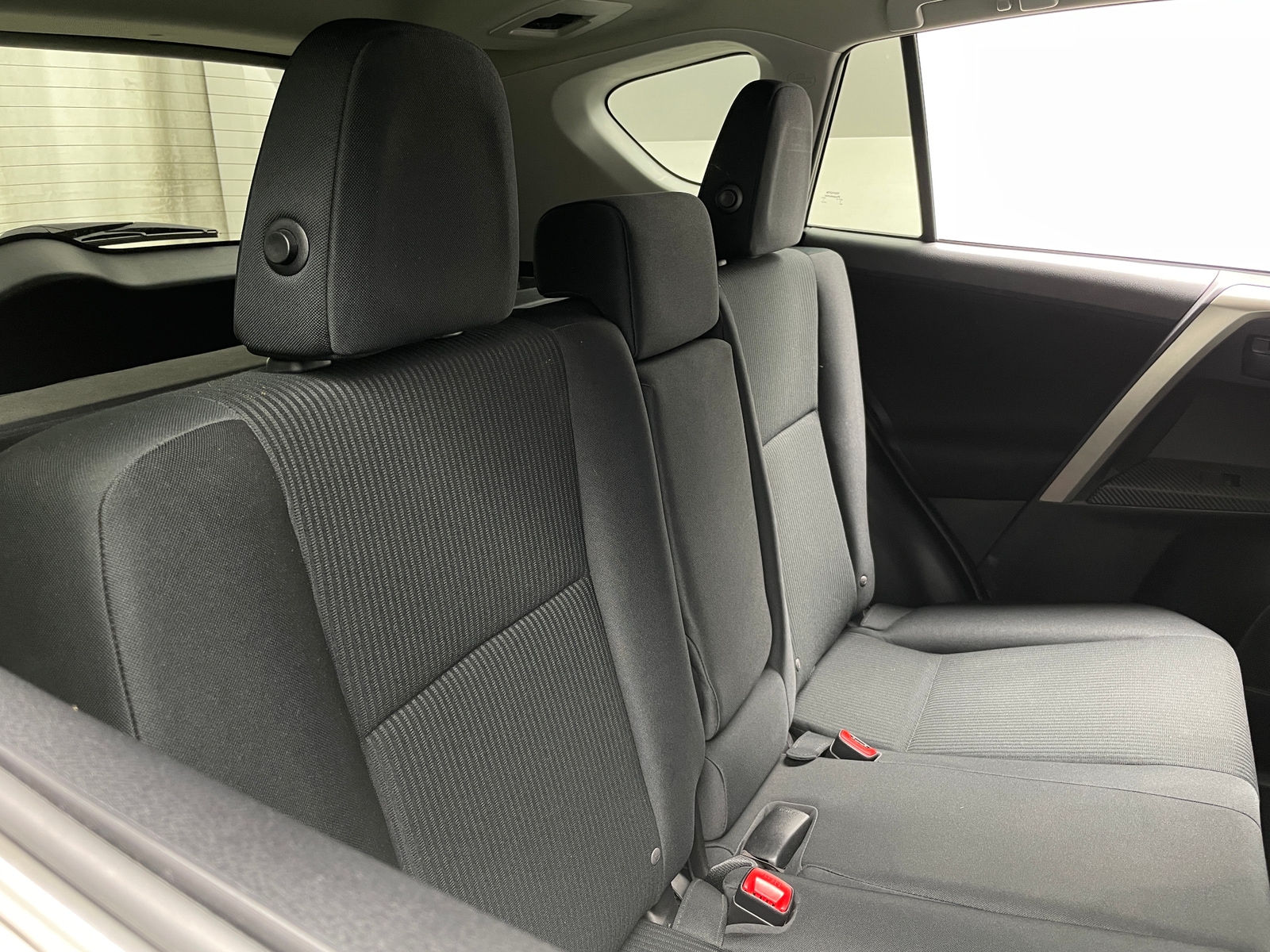 Thumbnail: 2015 Toyota RAV4 - 6