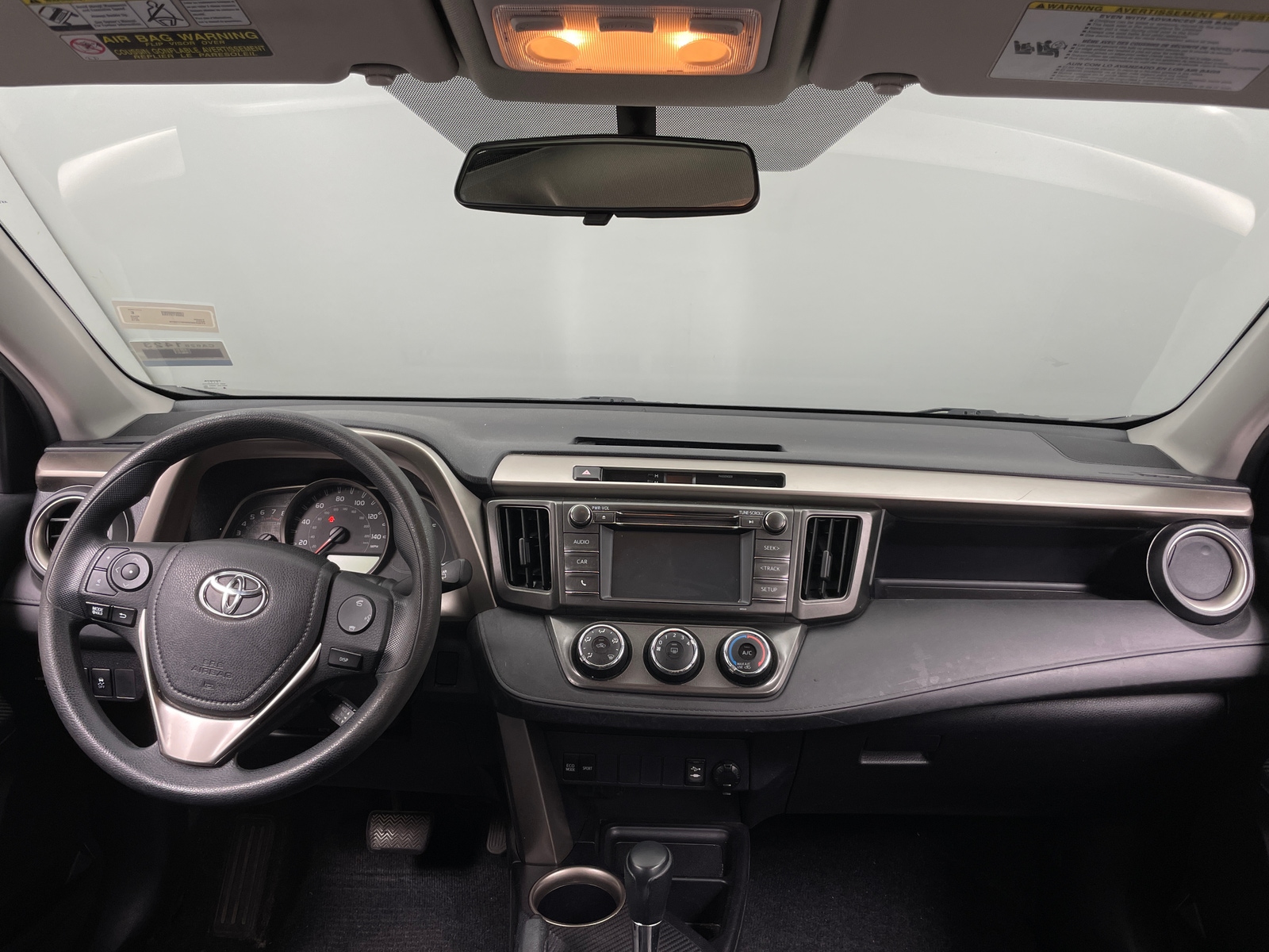 Thumbnail: 2015 Toyota RAV4 - 3