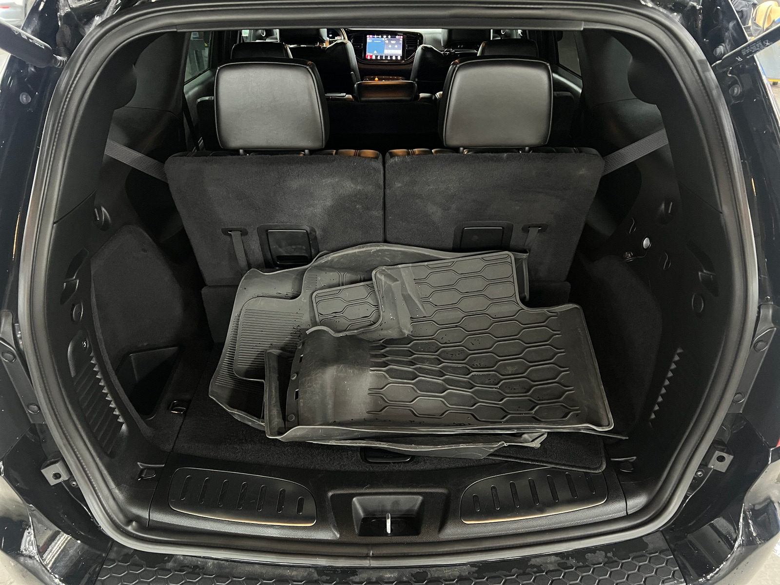 Thumbnail: 2023 Dodge Durango - 6