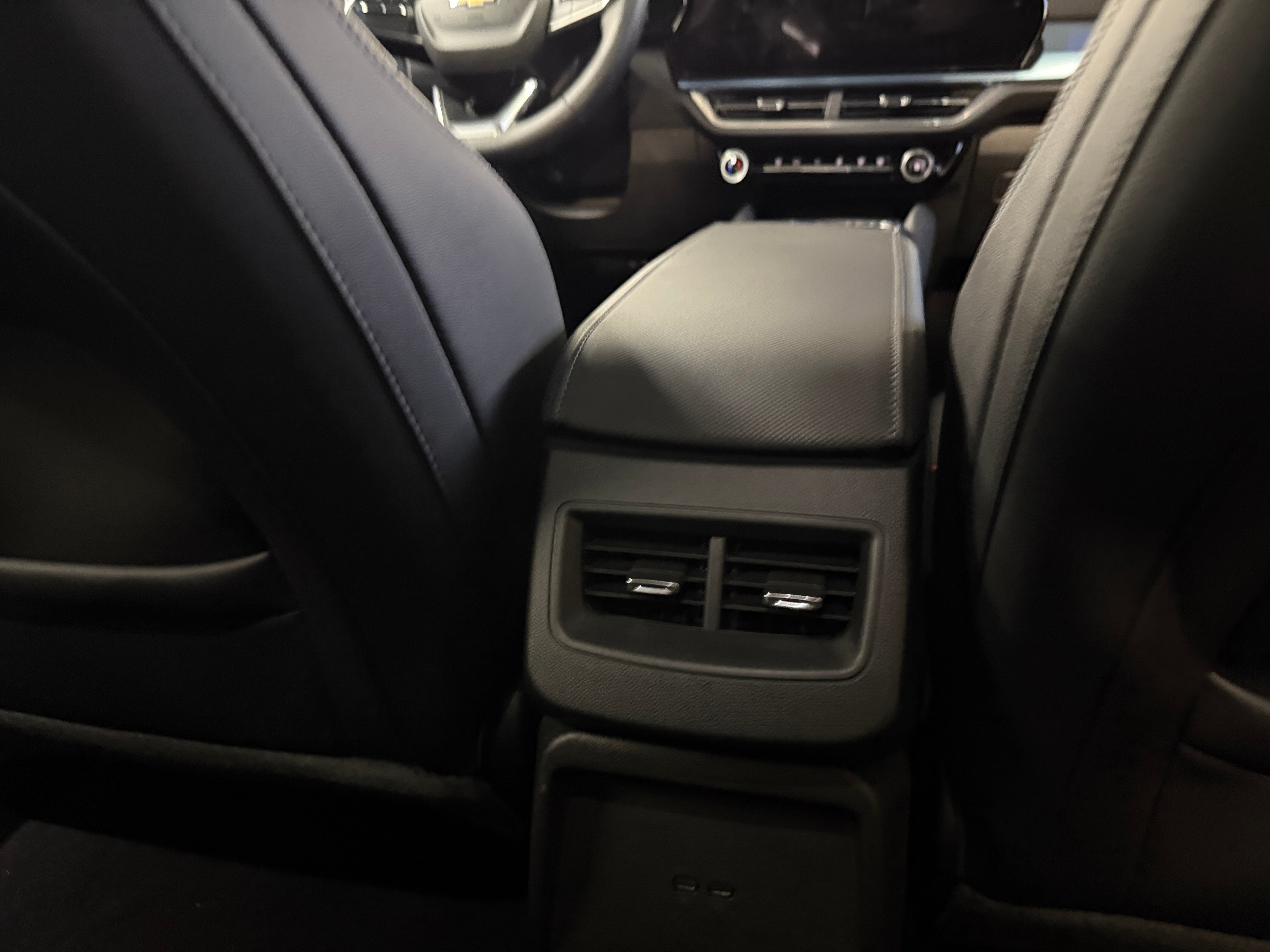 Used 2024 Chevrolet Equinox EV LT with VIN 3GN7DLRR1RS281633 for sale in Auburn, WA