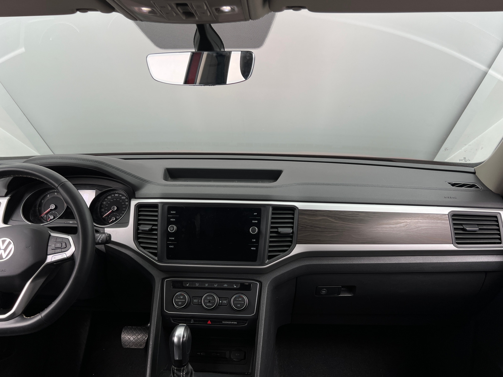 Thumbnail: 2021 Volkswagen Atlas - 2