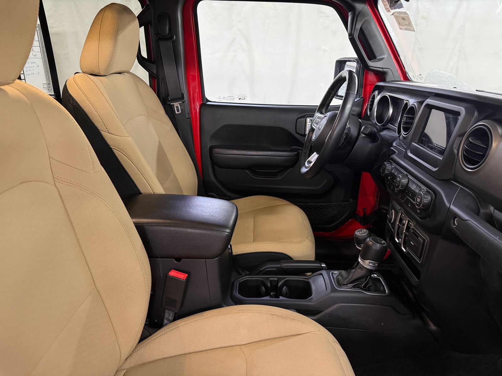 Thumbnail: 2020 Jeep Gladiator - 2