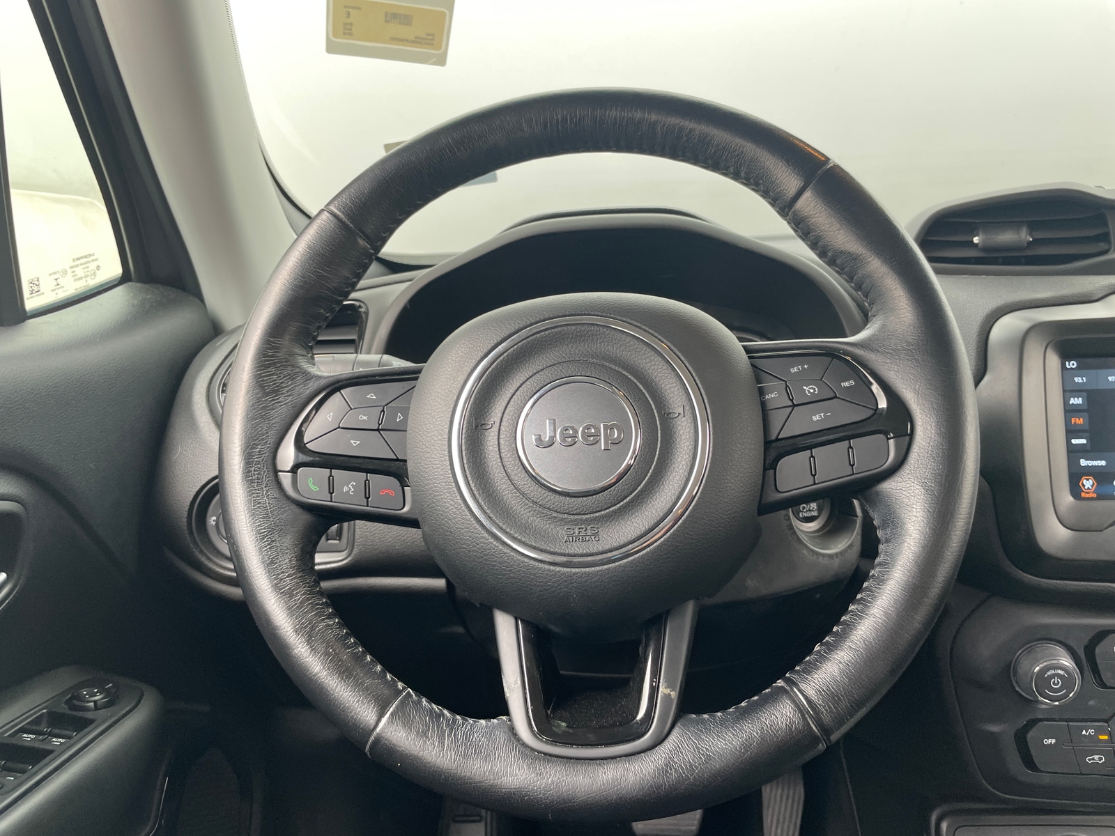 Thumbnail: 2018 Jeep Renegade - 5