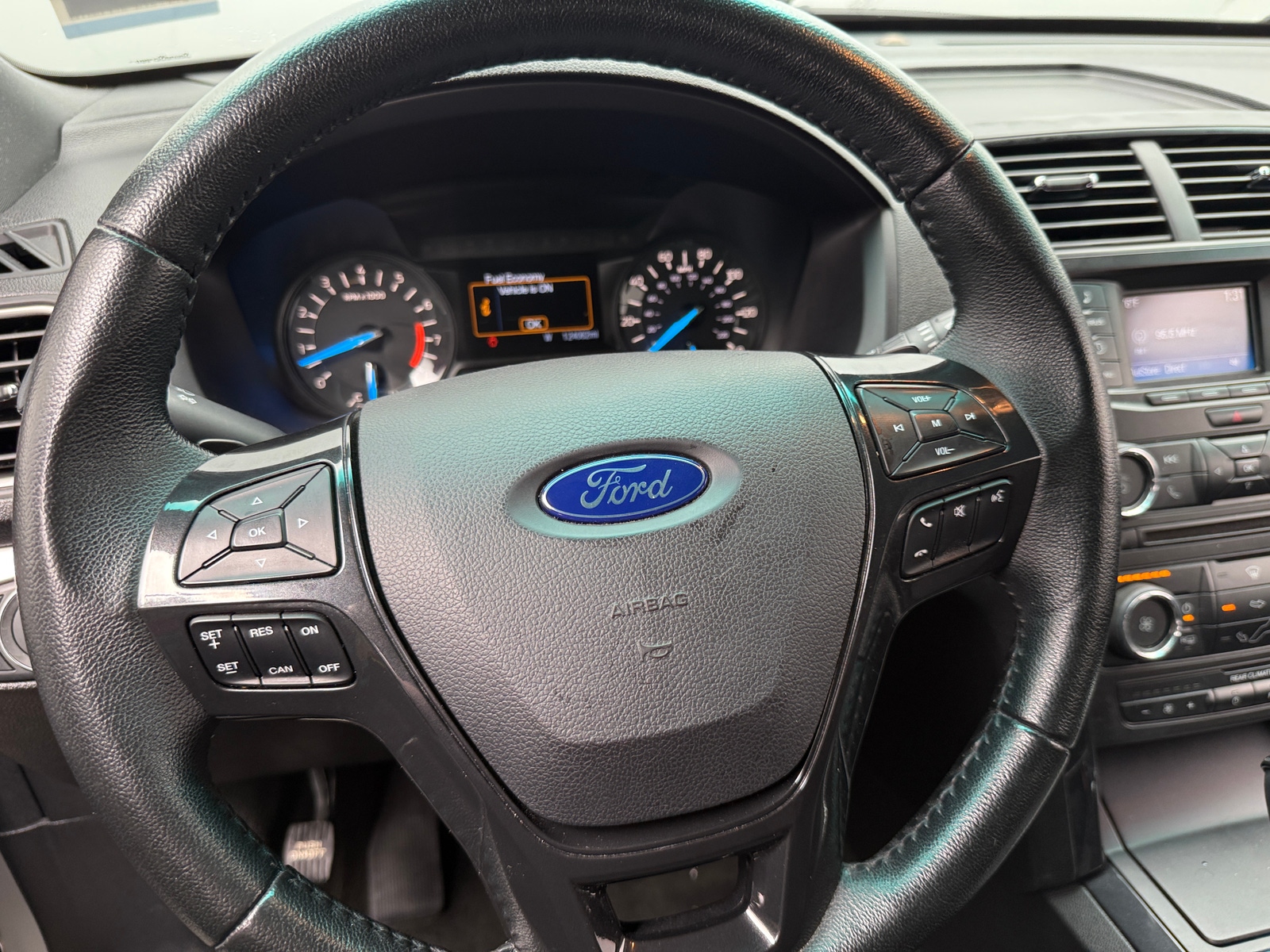 Thumbnail: 2017 Ford Explorer - 5