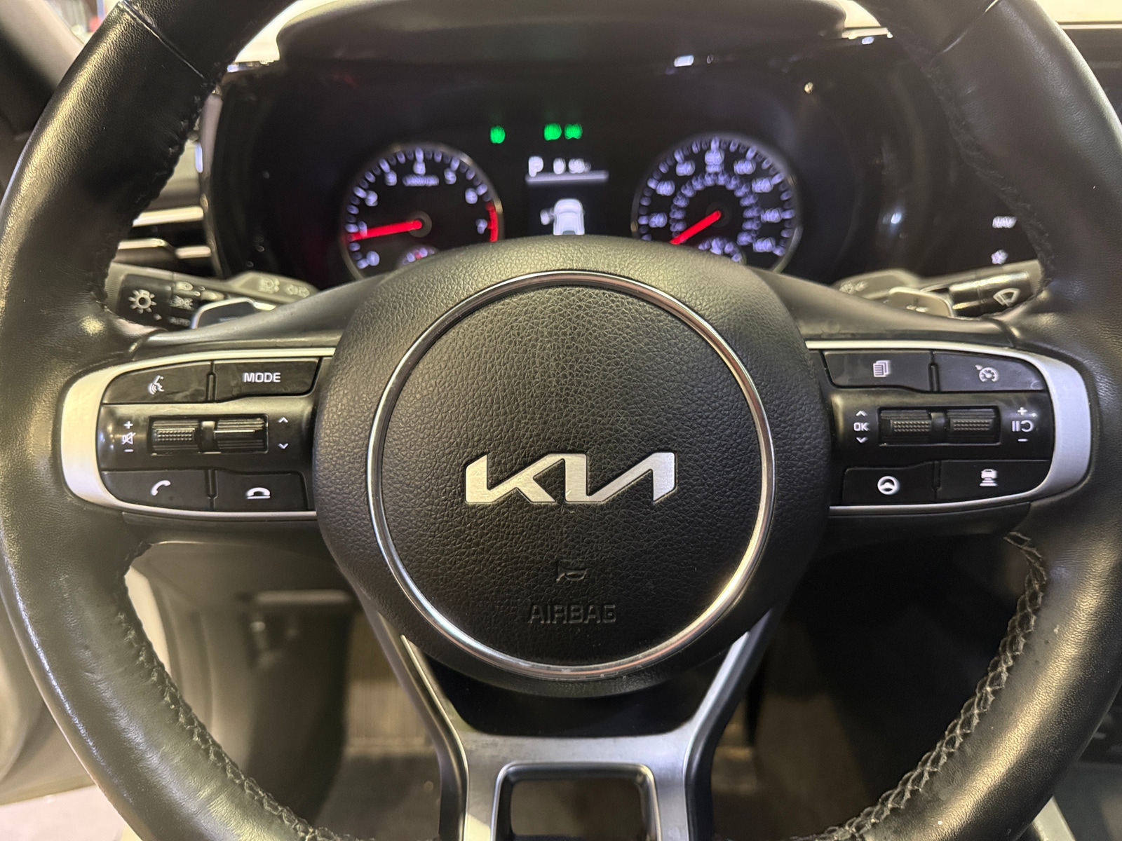 Thumbnail: 2023 Kia K5 - 4