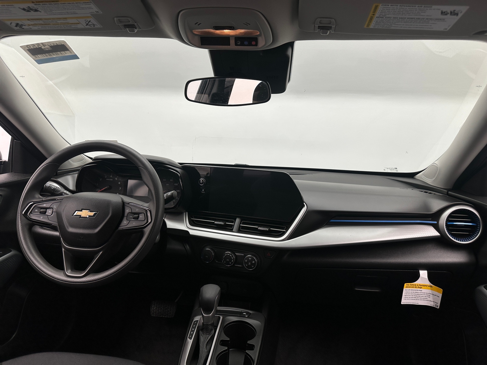 Thumbnail: 2026 Chevrolet Trax - 3