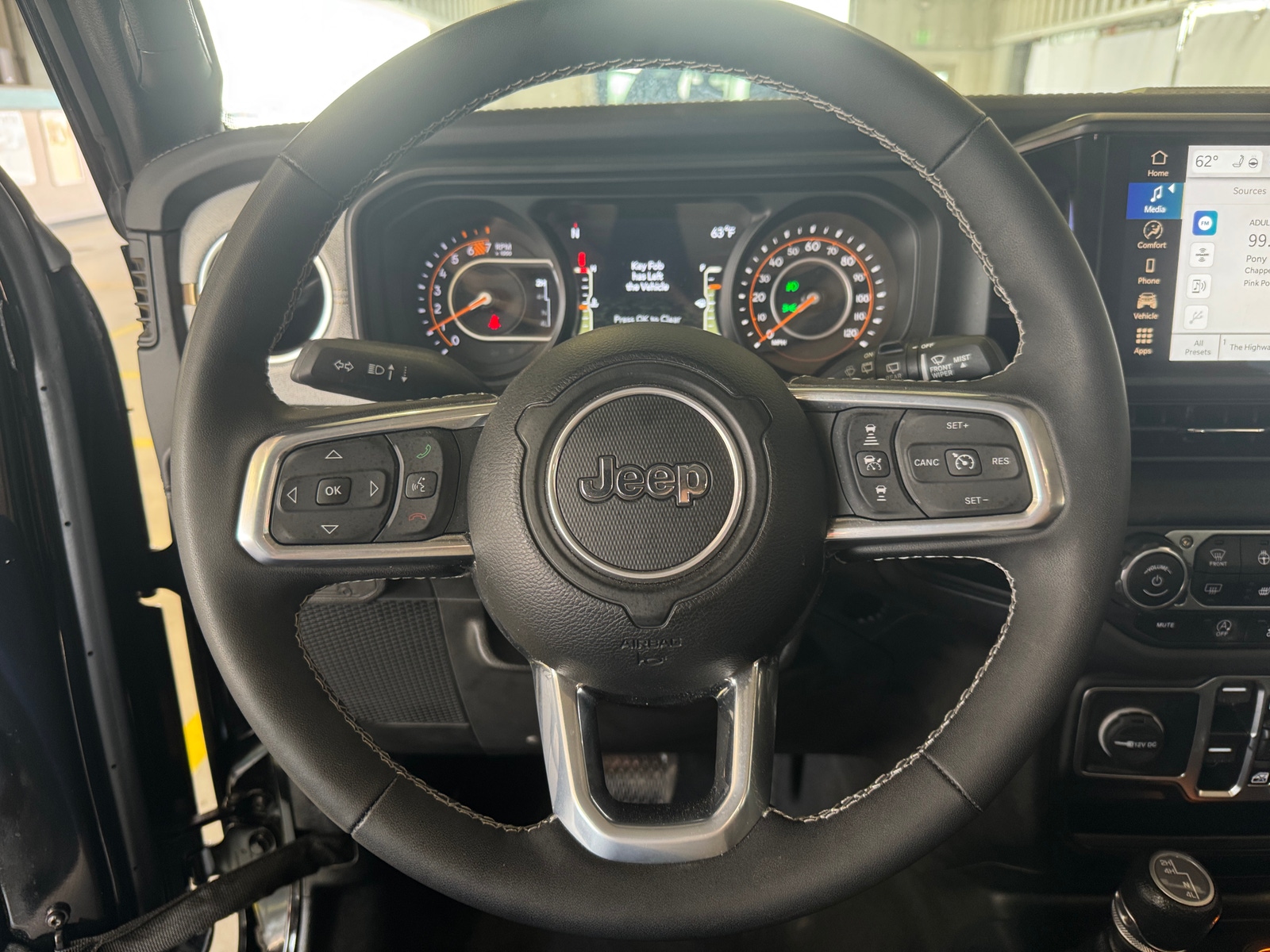 Thumbnail: 2025 Jeep Wrangler - 5