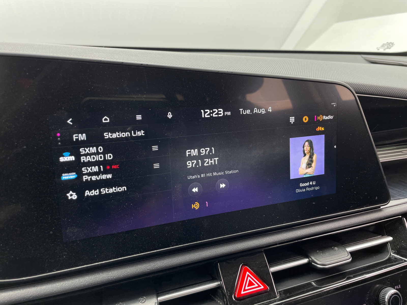 Thumbnail: 2025 Kia Niro - 3
