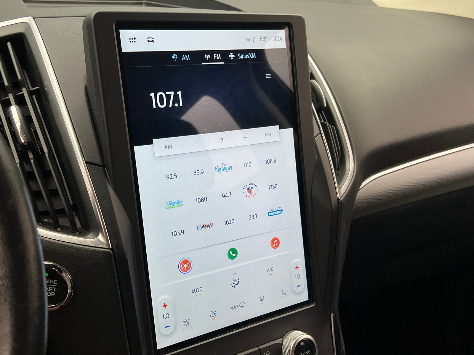 Thumbnail: 2021 Ford Edge - 3