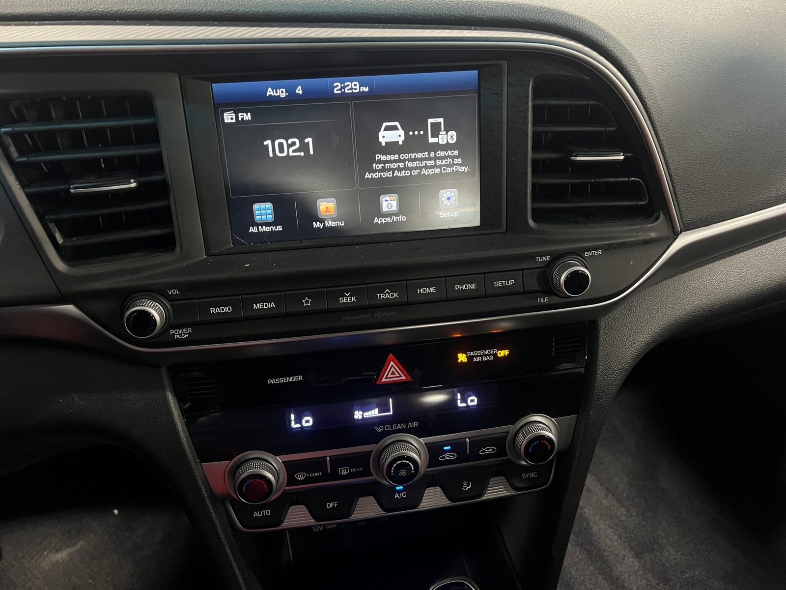 Thumbnail: 2020 Hyundai Elantra - 4
