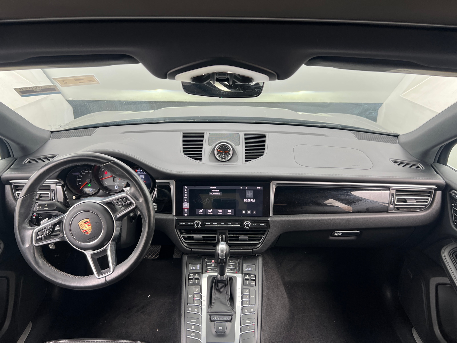 Thumbnail: 2019 Porsche Macan - 2