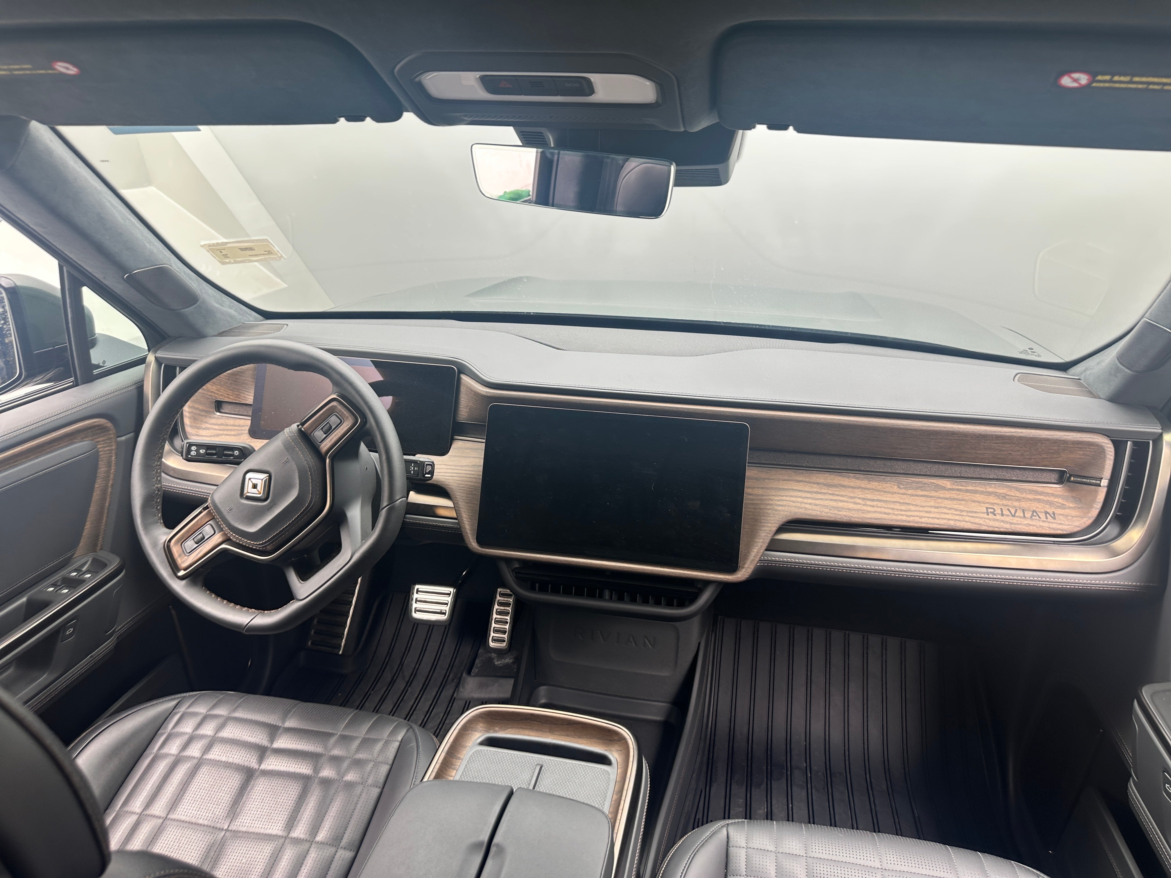 Used 2026 Rivian R1S Base with VIN 7PDSGABP9TN081875 for sale in Auburn, WA
