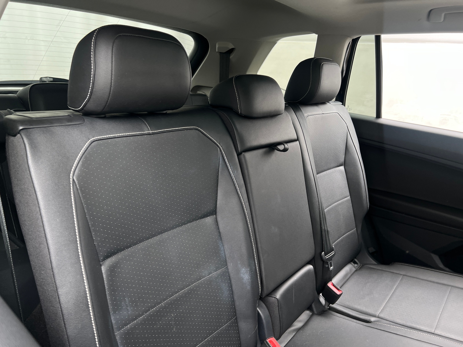 Thumbnail: 2021 Volkswagen Tiguan - 5