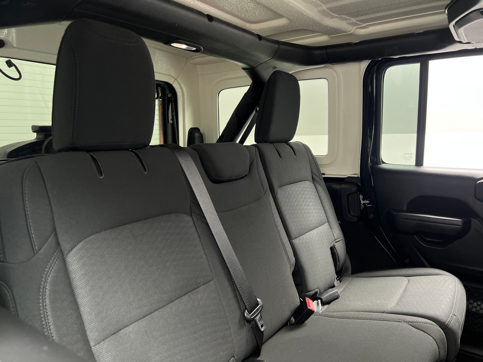 Thumbnail: 2020 Jeep Wrangler - 6