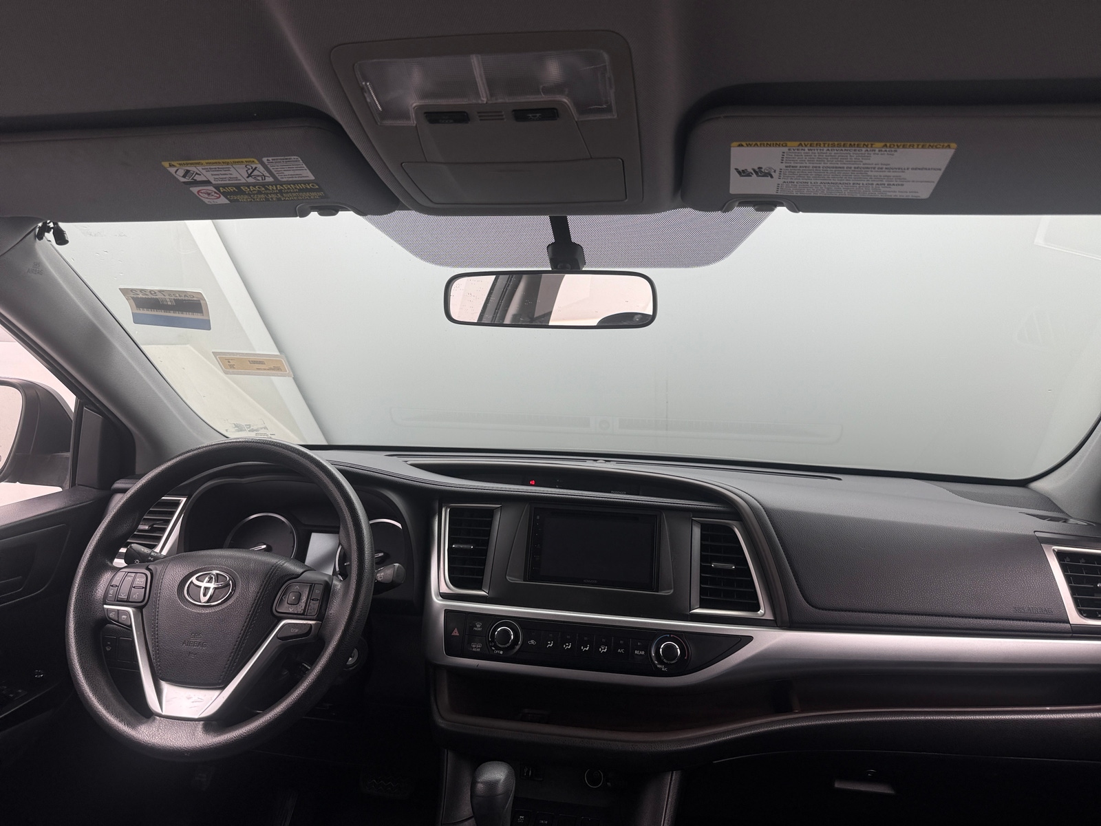 Thumbnail: 2015 Toyota Highlander - 3