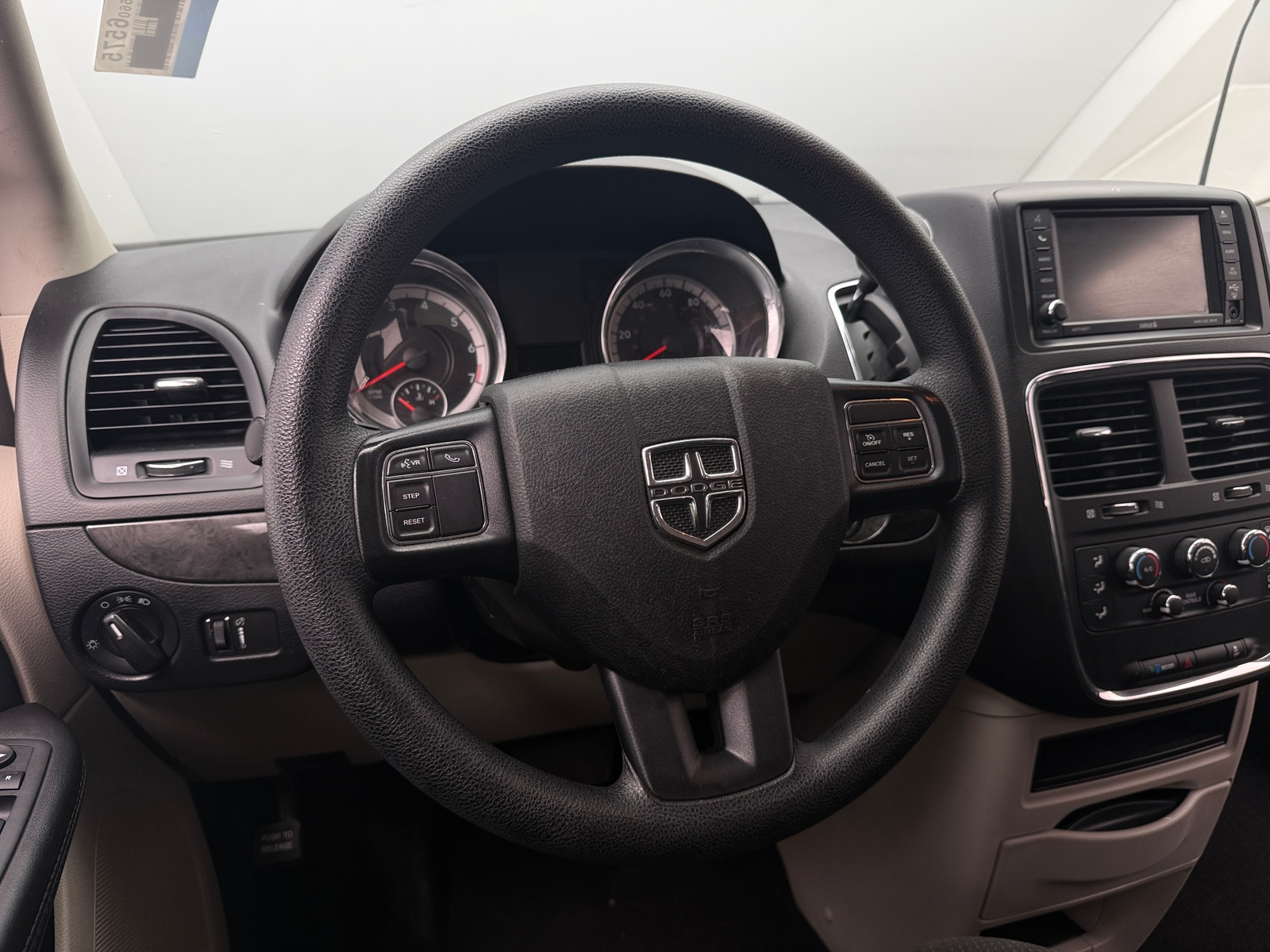 Thumbnail: 2018 Dodge Grand Caravan - 5